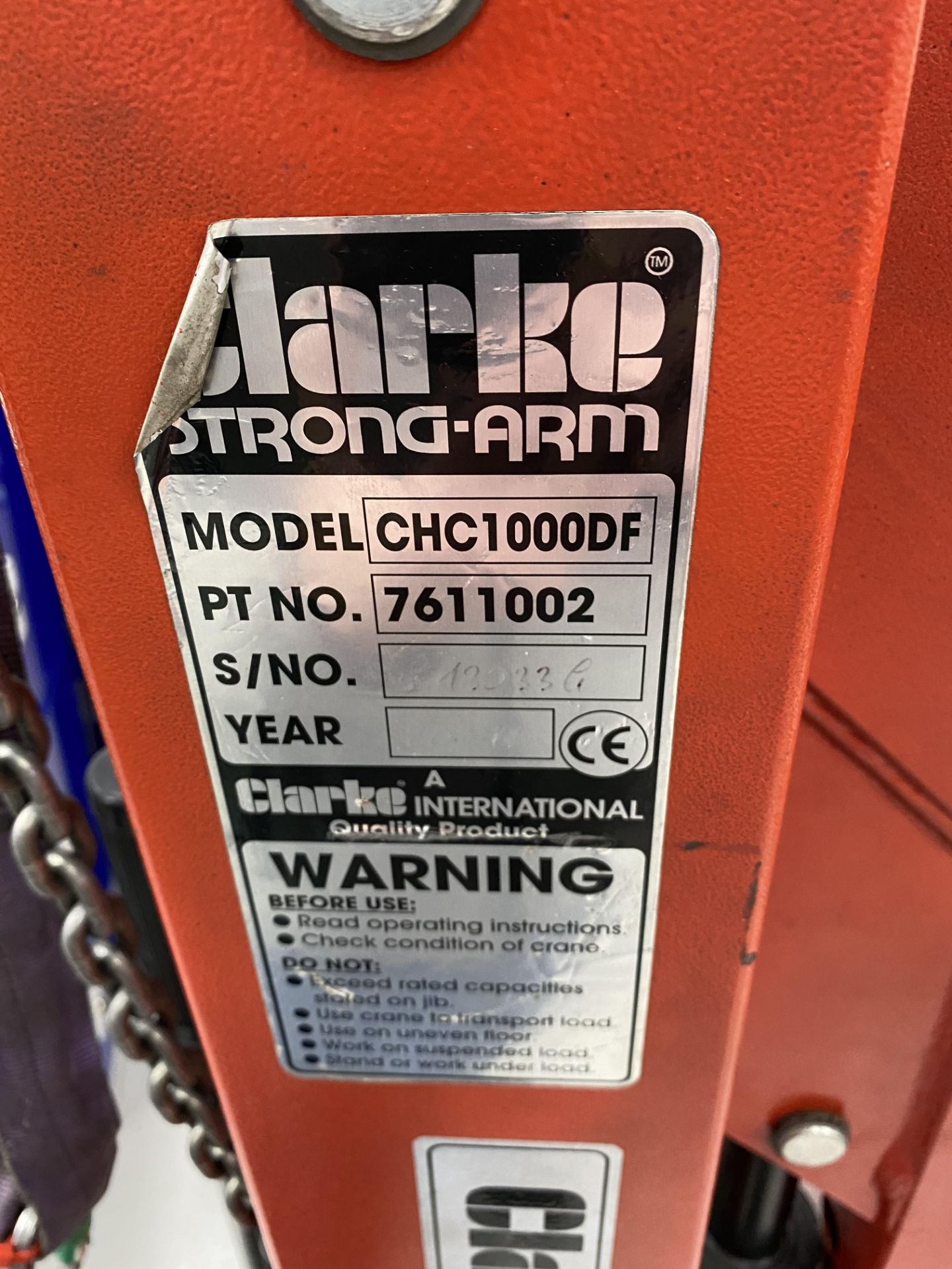 Clarke Strongarm CHC1000DF mobile hydraulic engine Crain, 1000kg maximum capacity. S/No. 43033E2004. - Image 2 of 2