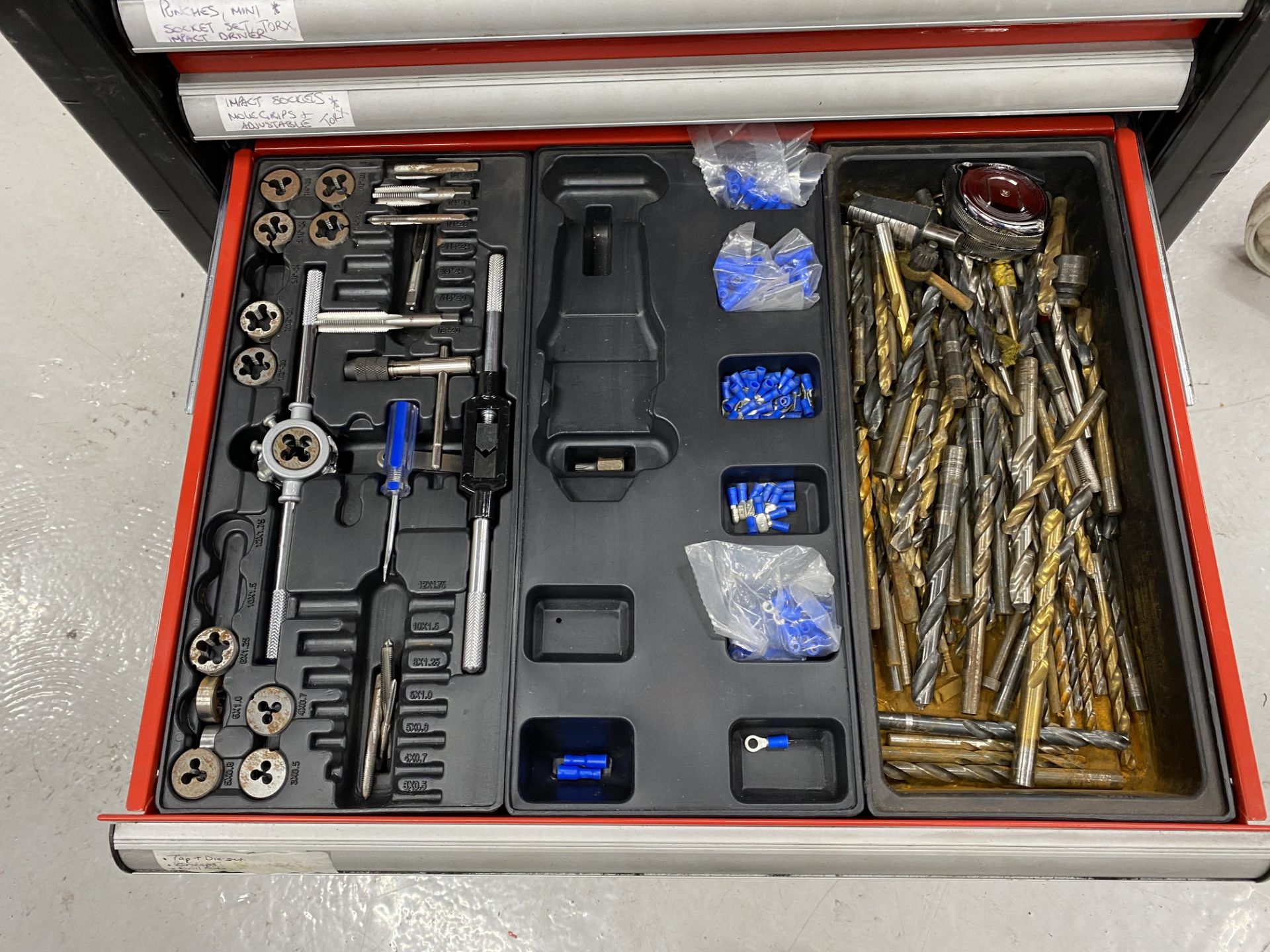 Sealey 10 drawer mobile toolbox including the following tools, rings and open ended spanners 7mm- - Image 9 of 11