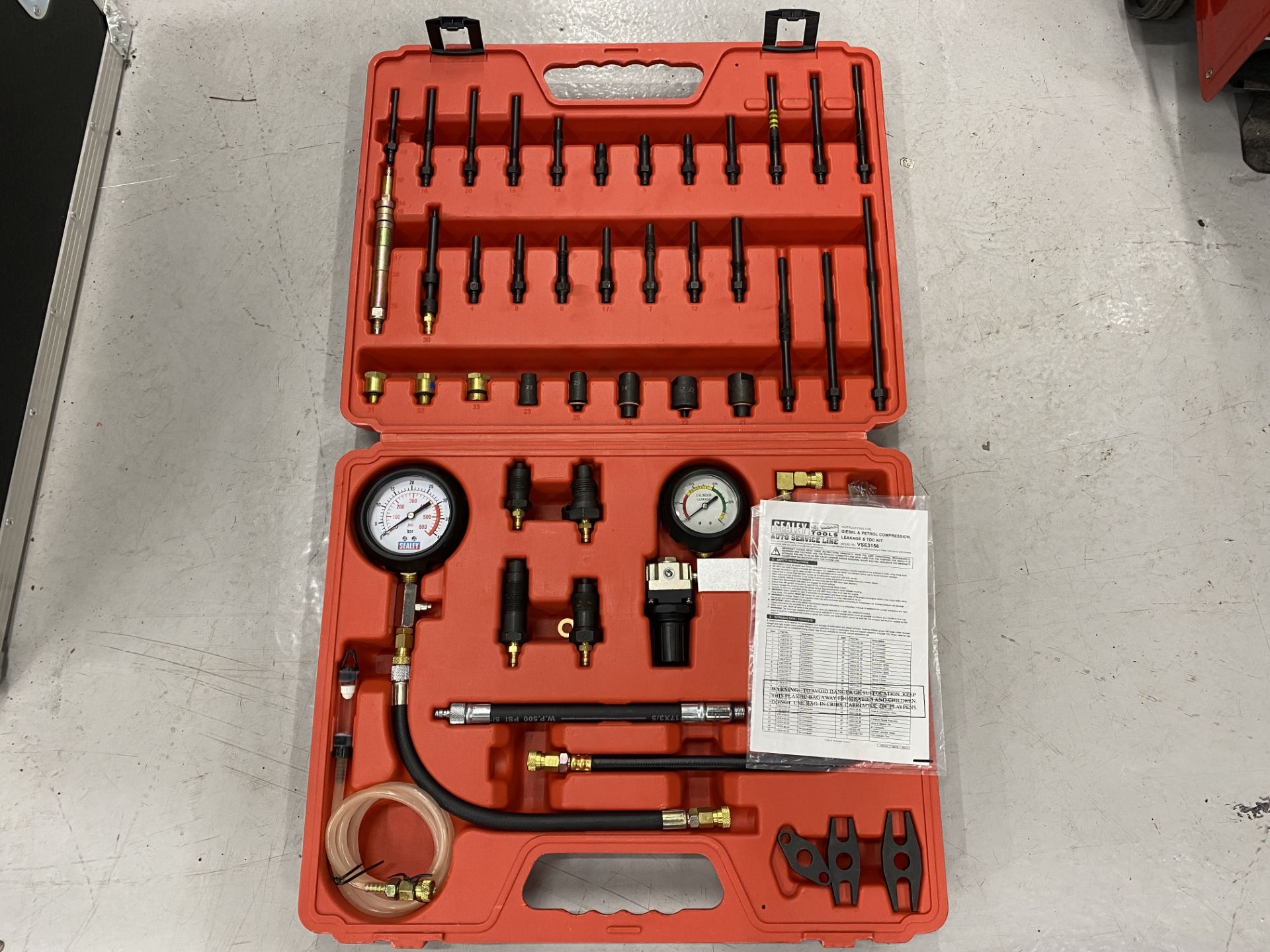 Sealey professional tools VSE 3156 petrol or Diesel compression leakage and TDC test kit - Image 2 of 5