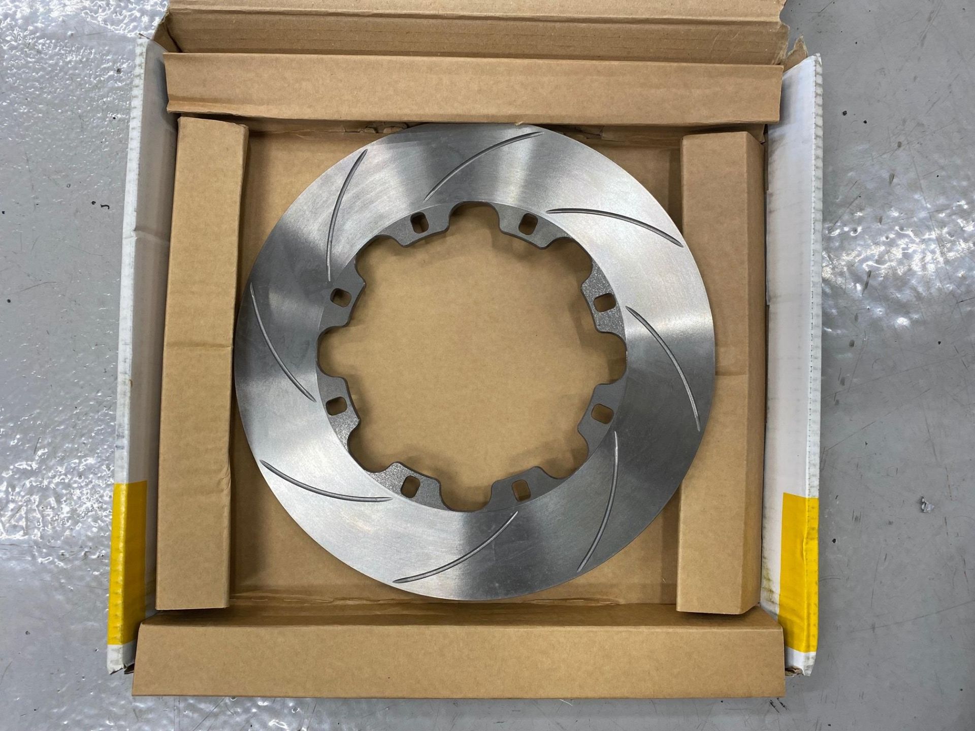 AP Racing floating front brake discs (Qty 6) Type CP5772-2069CG8, and AP Racing rear brake discs ( - Image 5 of 9