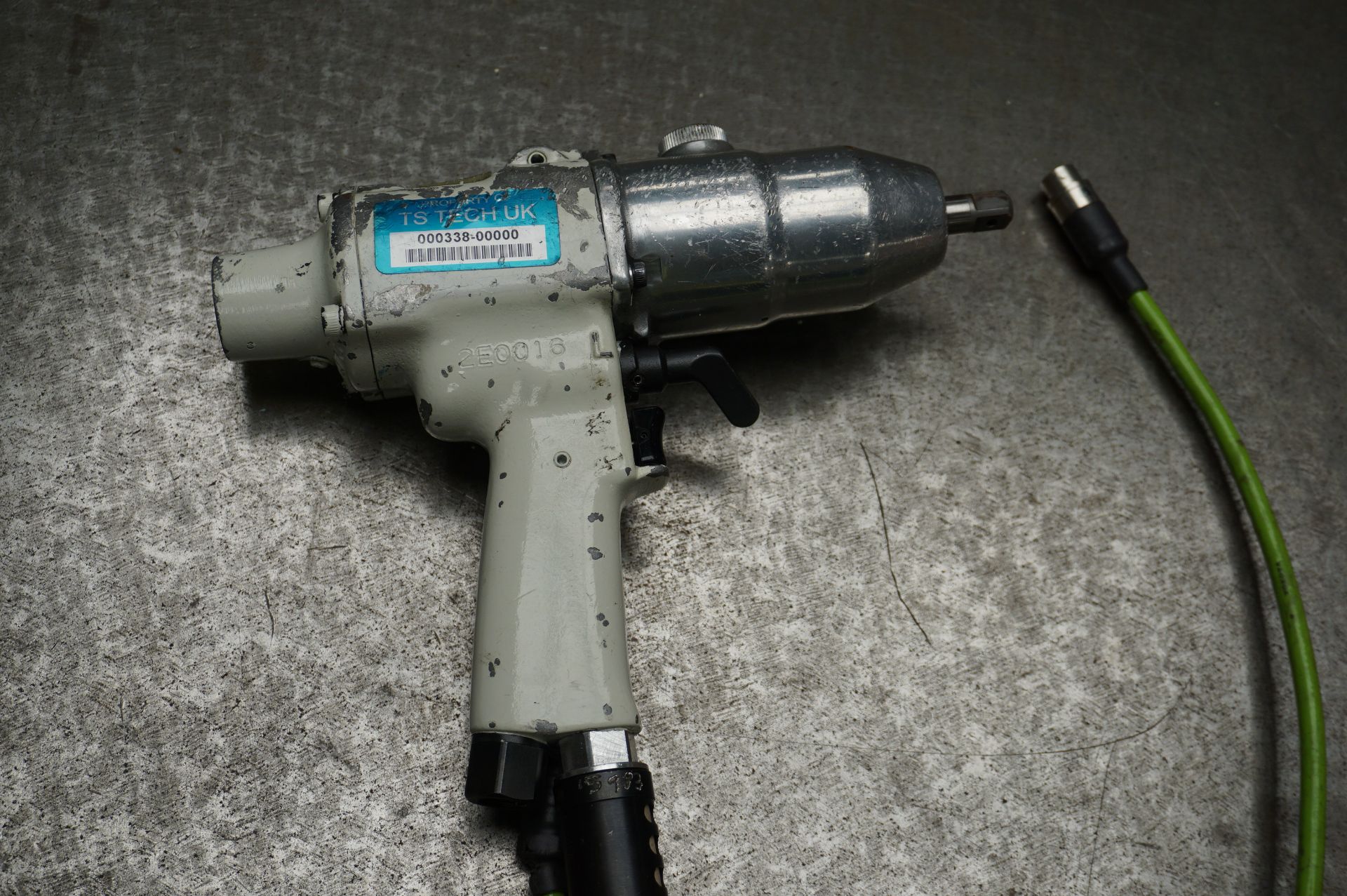 11 x Yokota YEX - 501 pneumatic impulse wrenches - Image 3 of 3