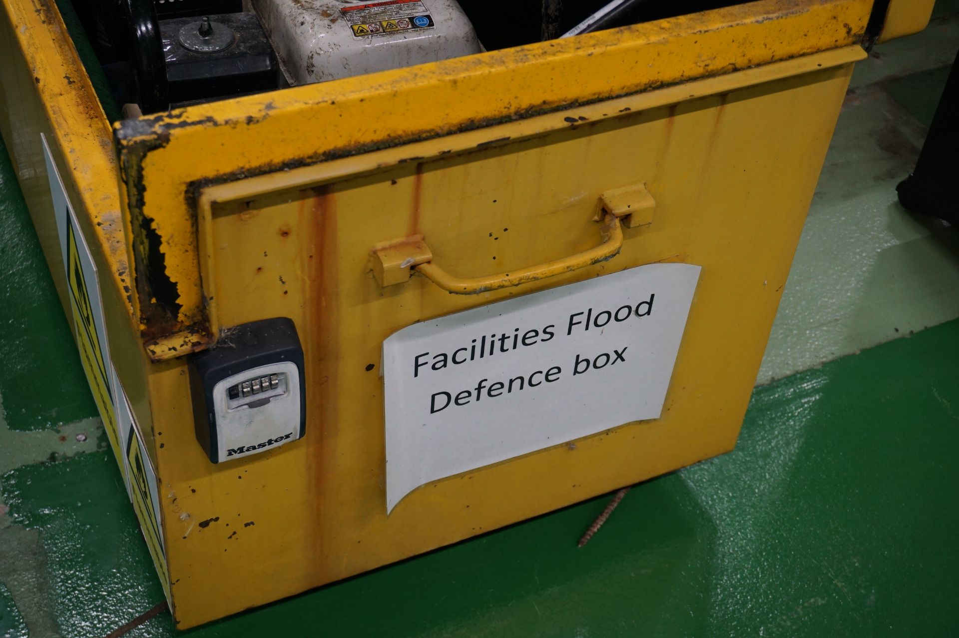 Steel hazardous chemical storage chest with Koshin portable water pump and ancillary equipment - Image 6 of 6