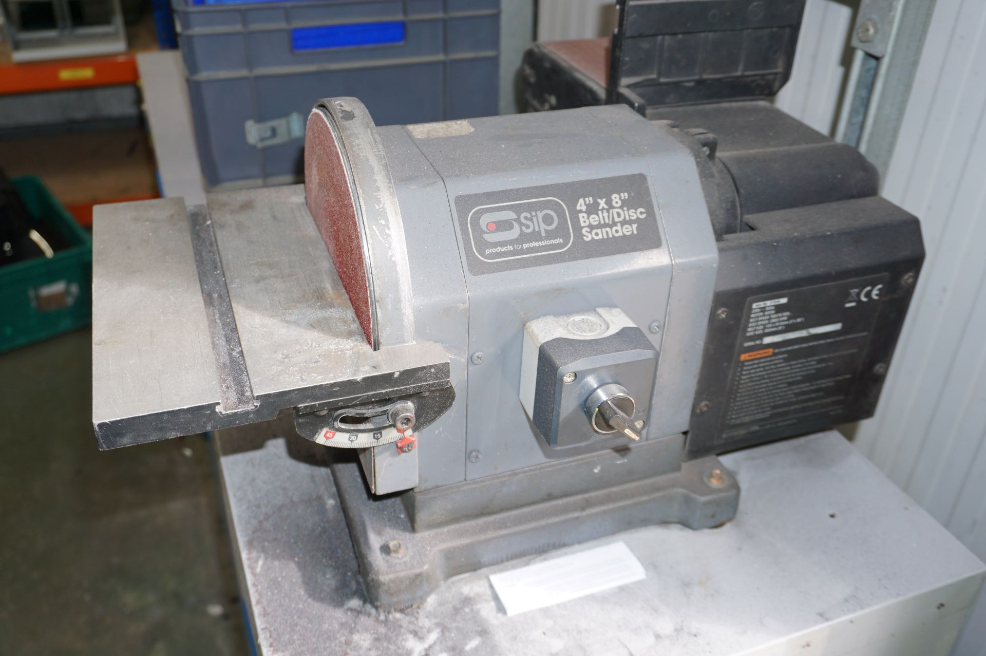 SIP 4inch x 8 inch benchtop belt/disc sander - Image 2 of 3