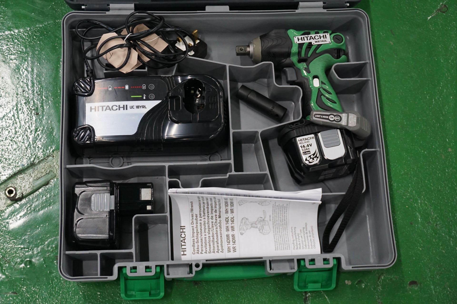 Hitachi WR 140L cordless impact driver with charging dock and carry case - Image 2 of 2