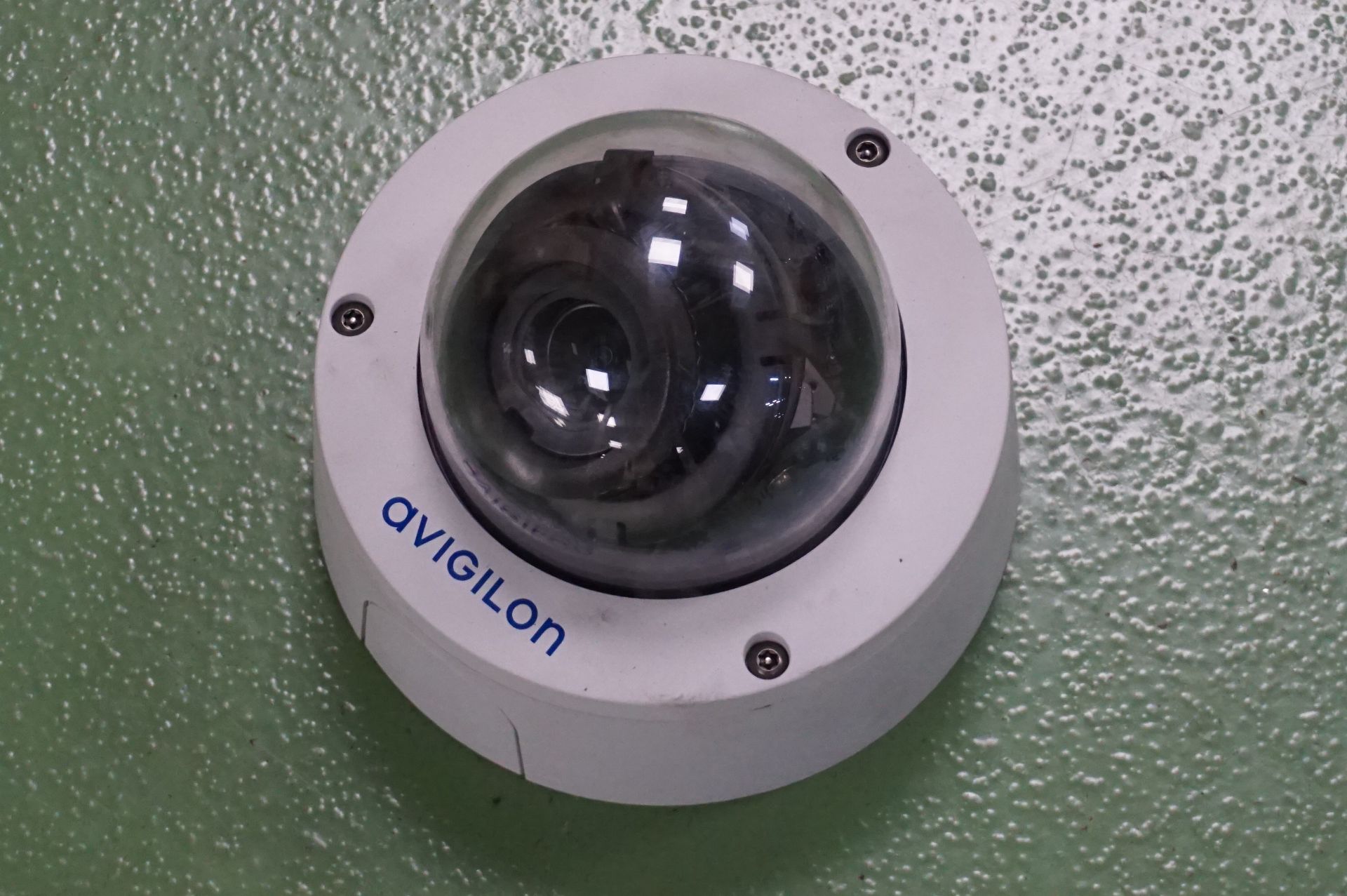 CCTC camera system to include approximately 35 x Aviglion surface mounted camera with 6 x Sanyo VCC- - Image 3 of 5