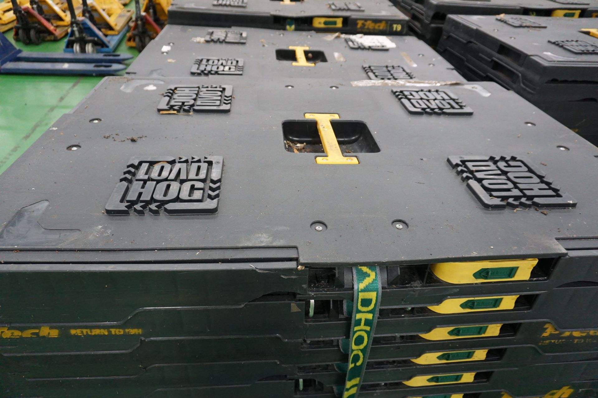 4 x Pallets of Load Hog toppers - Image 2 of 2