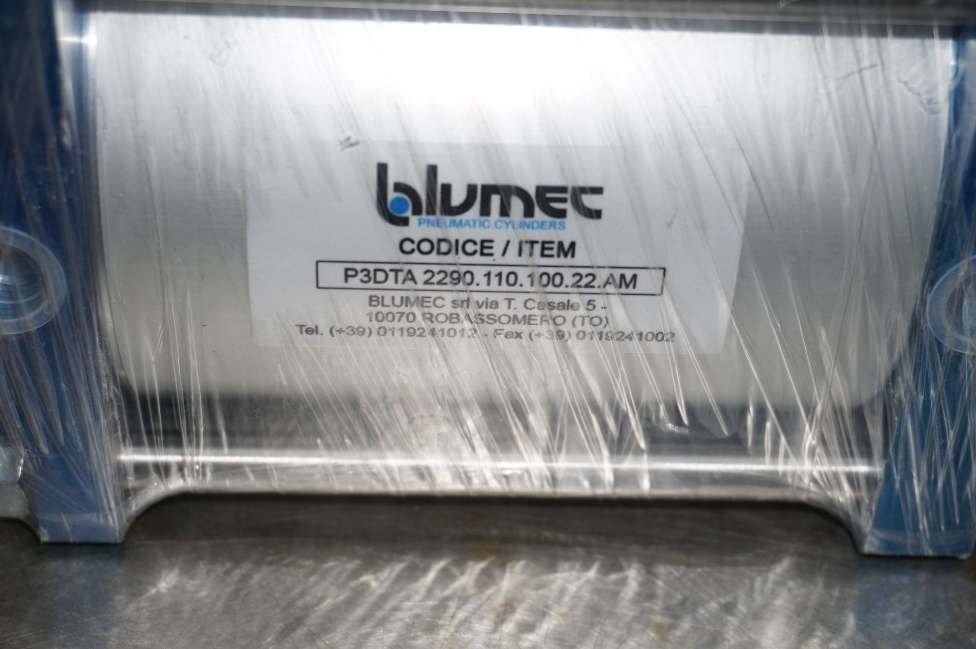 Bluemec P3DTA pneumatic welding cylinder - Image 3 of 3