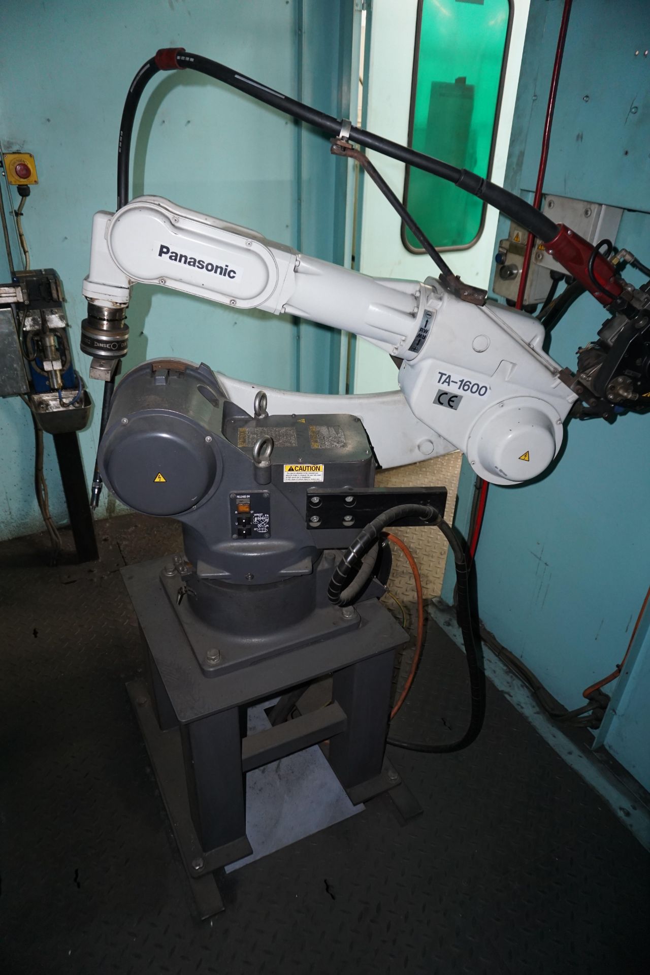 Box frame mounted MiG welding robot cell with Panasonic TA-1600 GIII 6 axis MiG robot - Image 11 of 11