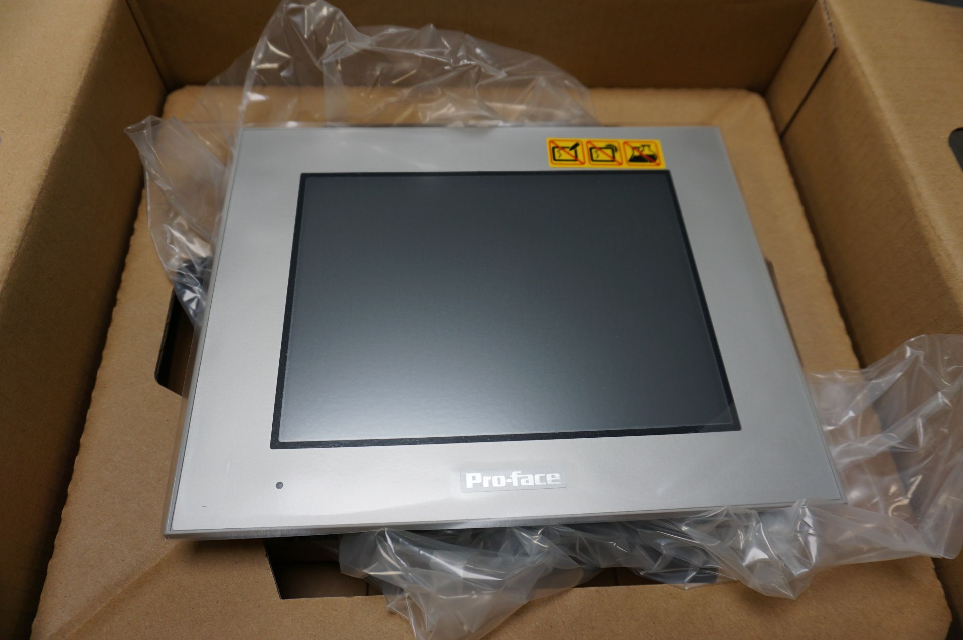 Proface 4401T PFXGP4401TAD Touch screen graphic display