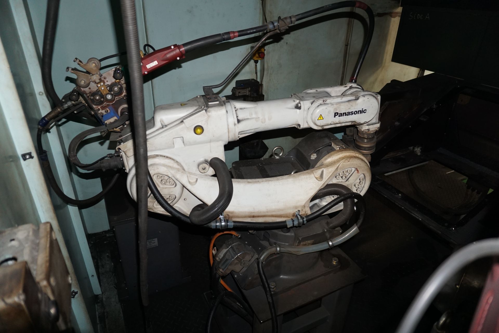 Box frame mounted MiG welding robot cell with 2 x Panasonic TA-1600 G2 6 axis MiG robots - Image 7 of 11