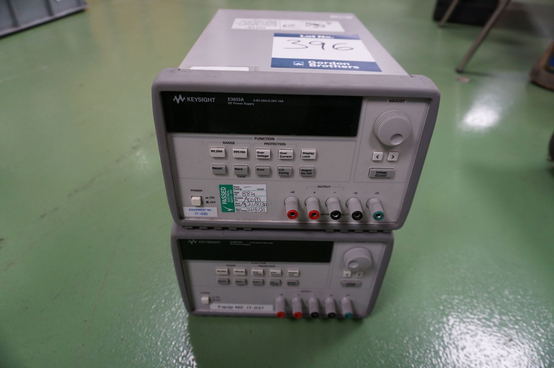 2 x Keysight E3633A DC Power Supply Units