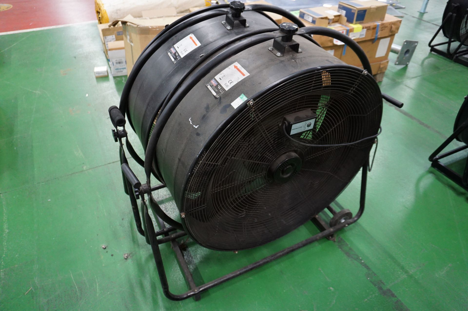 2 x Sealey HVF30S mobile dual speed industrial fans - Image 3 of 3