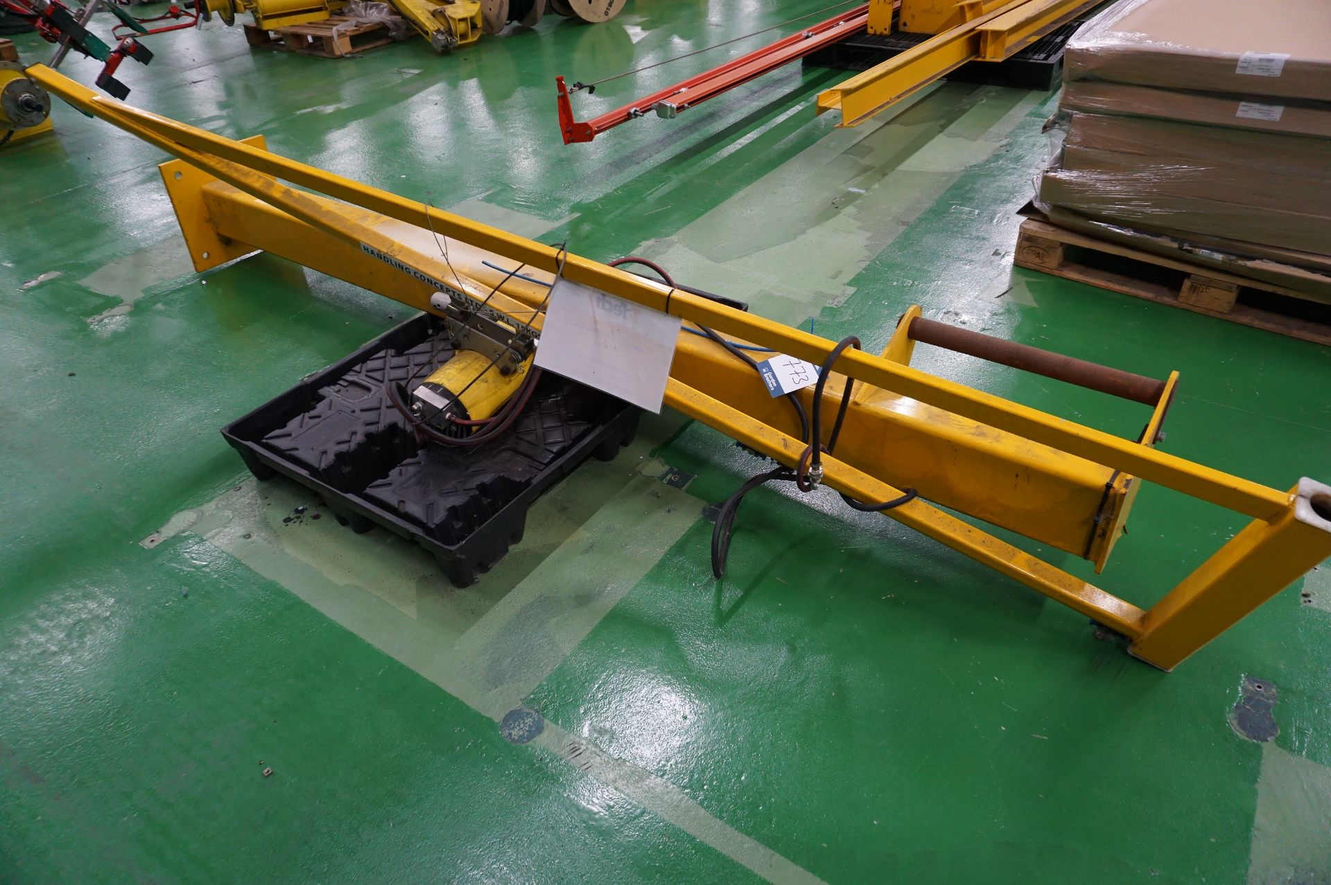 Unbranded swing arm jib crane with Brake steel wire hoist