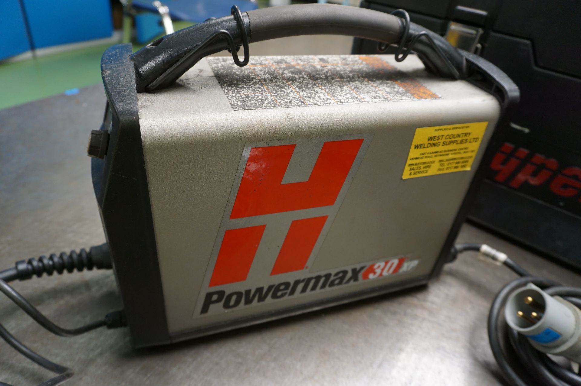 Hypertherm Powermax 30xp plasma cutter with carry case - Image 3 of 5