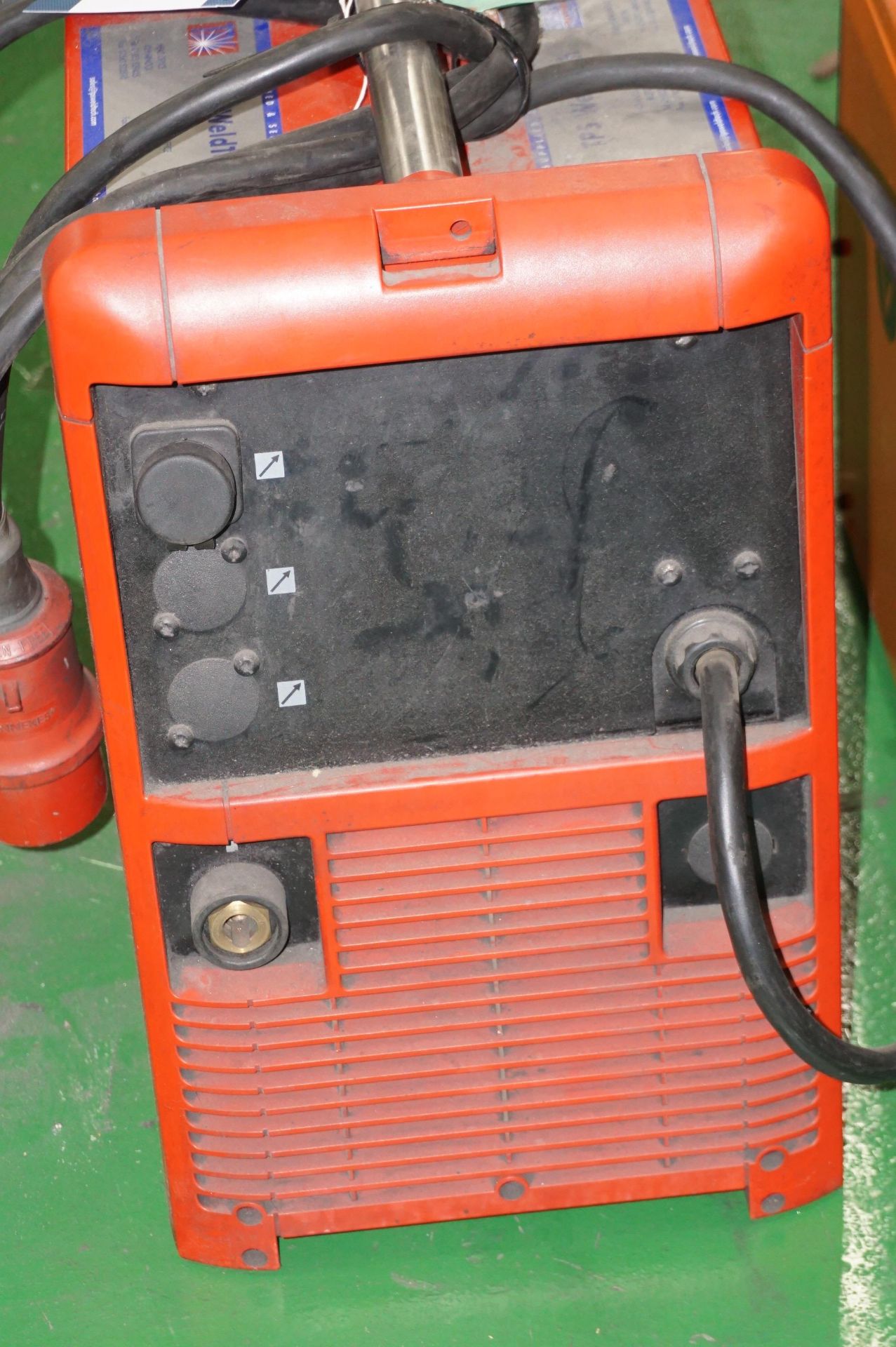 1 x Kemppi KempArc Pulse 350 MiG/MaG welder and 1 x TPS WeldTech TransSynergic 4000 MiG/MaG welder - Image 9 of 9
