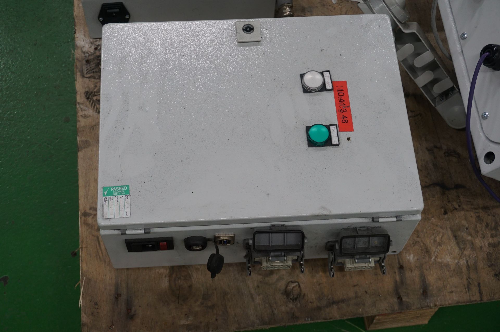 7 x Various electrical component enclosures - Image 5 of 5