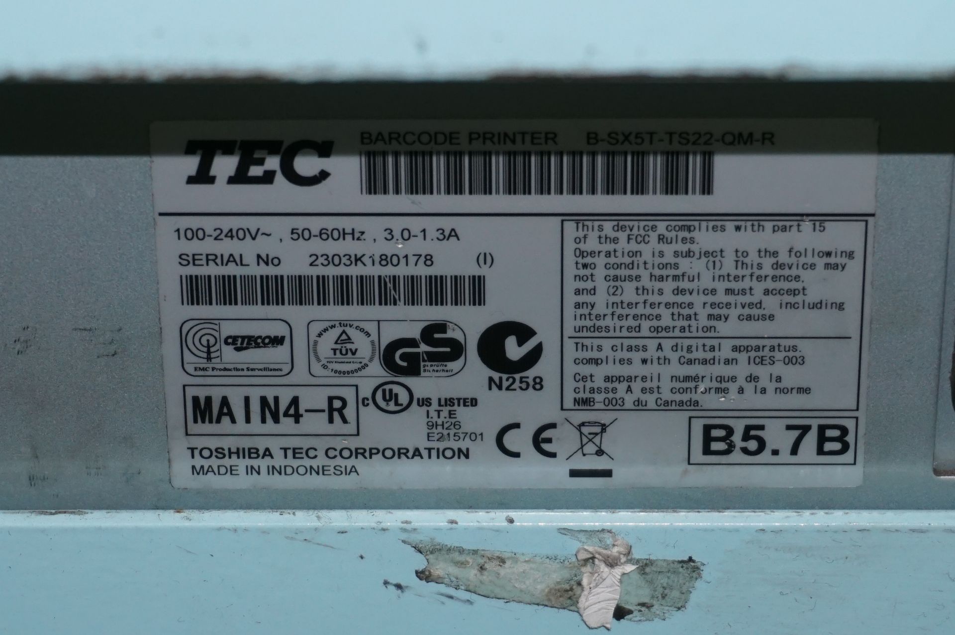 2 x Toshiba TEC B-SX5T-TS22-QM-R SX5 RFID ready barcode/label printers with stand - Image 3 of 4