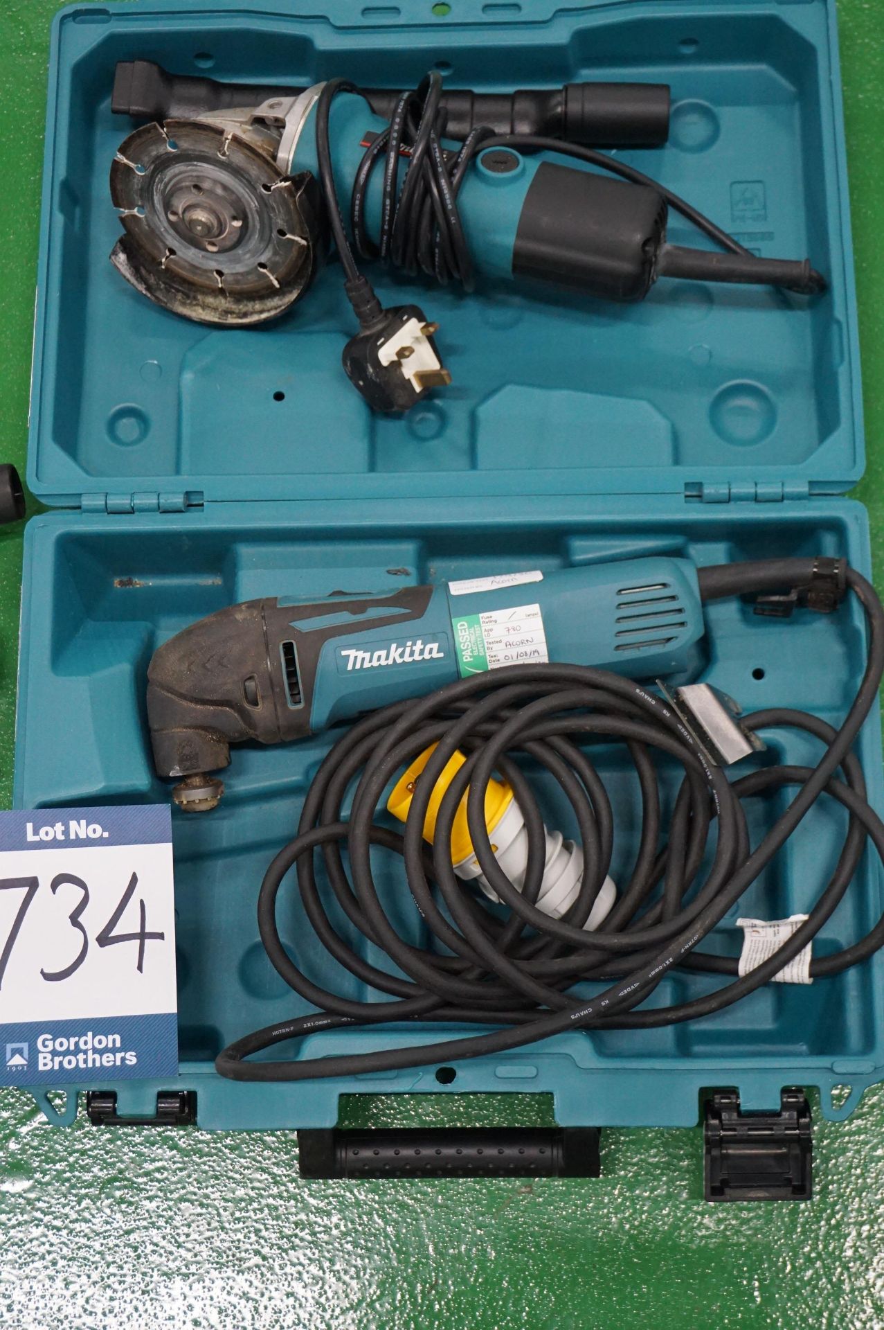 1 x Bosch GHG 650 LCE heat fun with carry case with 1 x Makita TM3000 320w multi tool with carry cas - Image 3 of 3