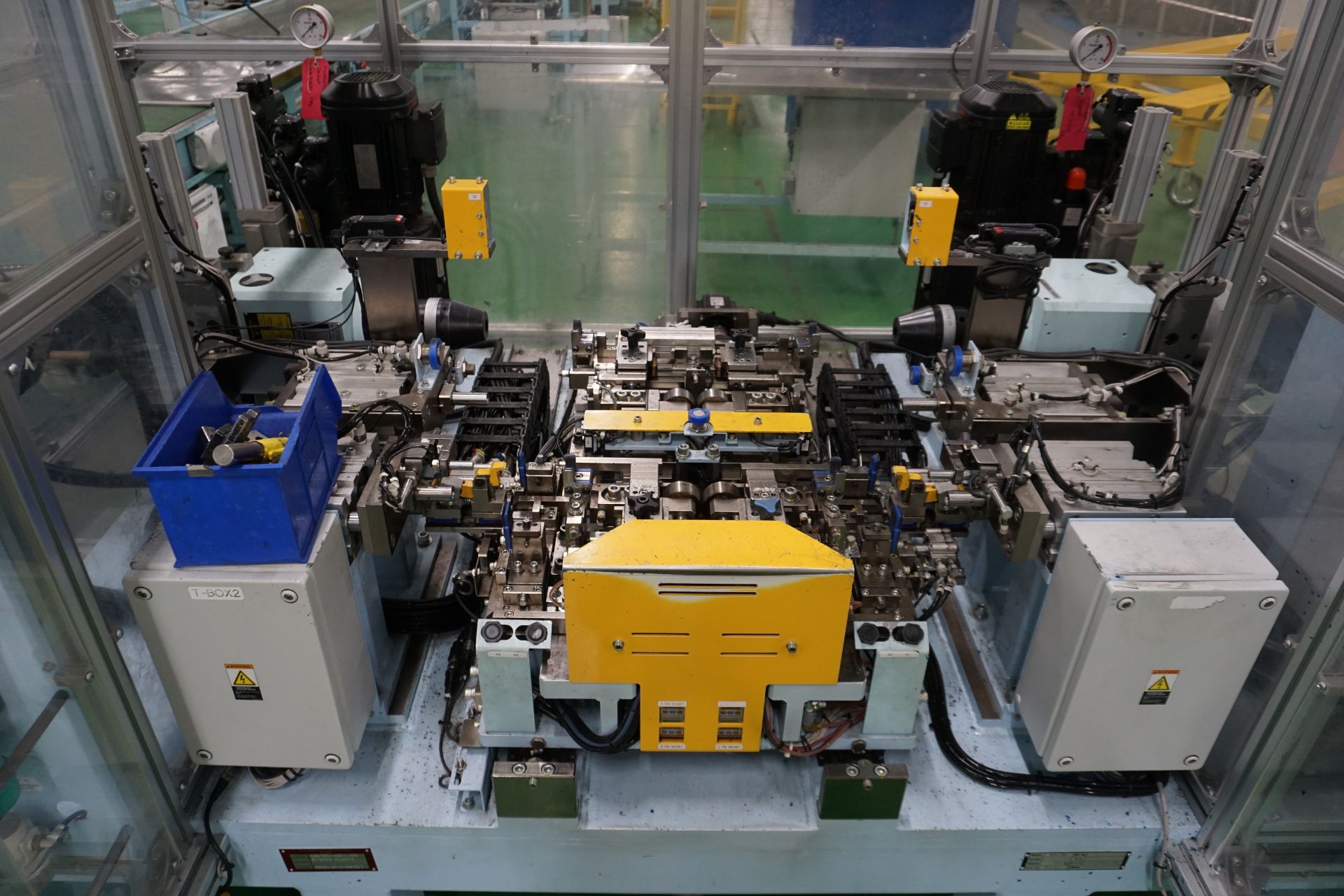 Yoshikawa twin head pin-press hydraulic spin rivet machine - Image 5 of 13