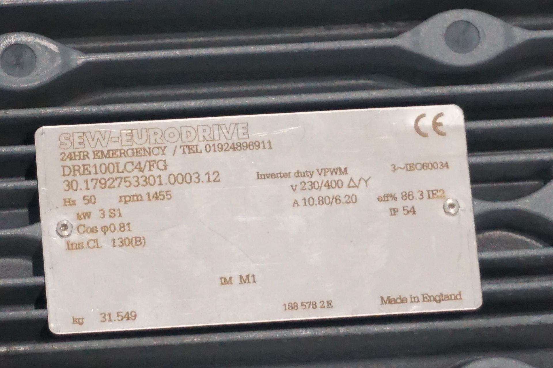 3 x SEW-Eurodrive DRE100LC4/FG geared motors - Image 6 of 8