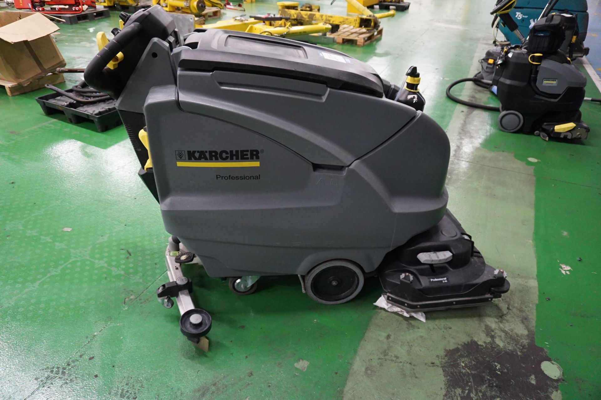 Karcher Professional D65 industrial floor scrubber/dryer - Image 3 of 7