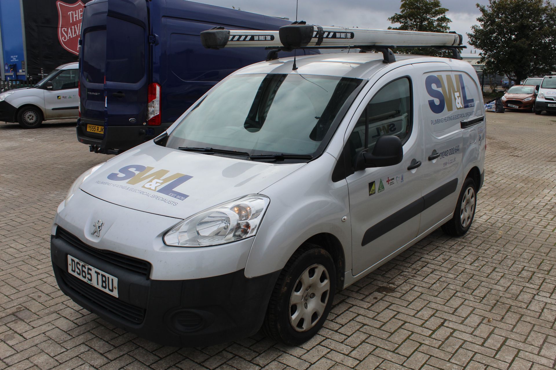 2015 Peugeot Partner Panel Van - Image 2 of 8