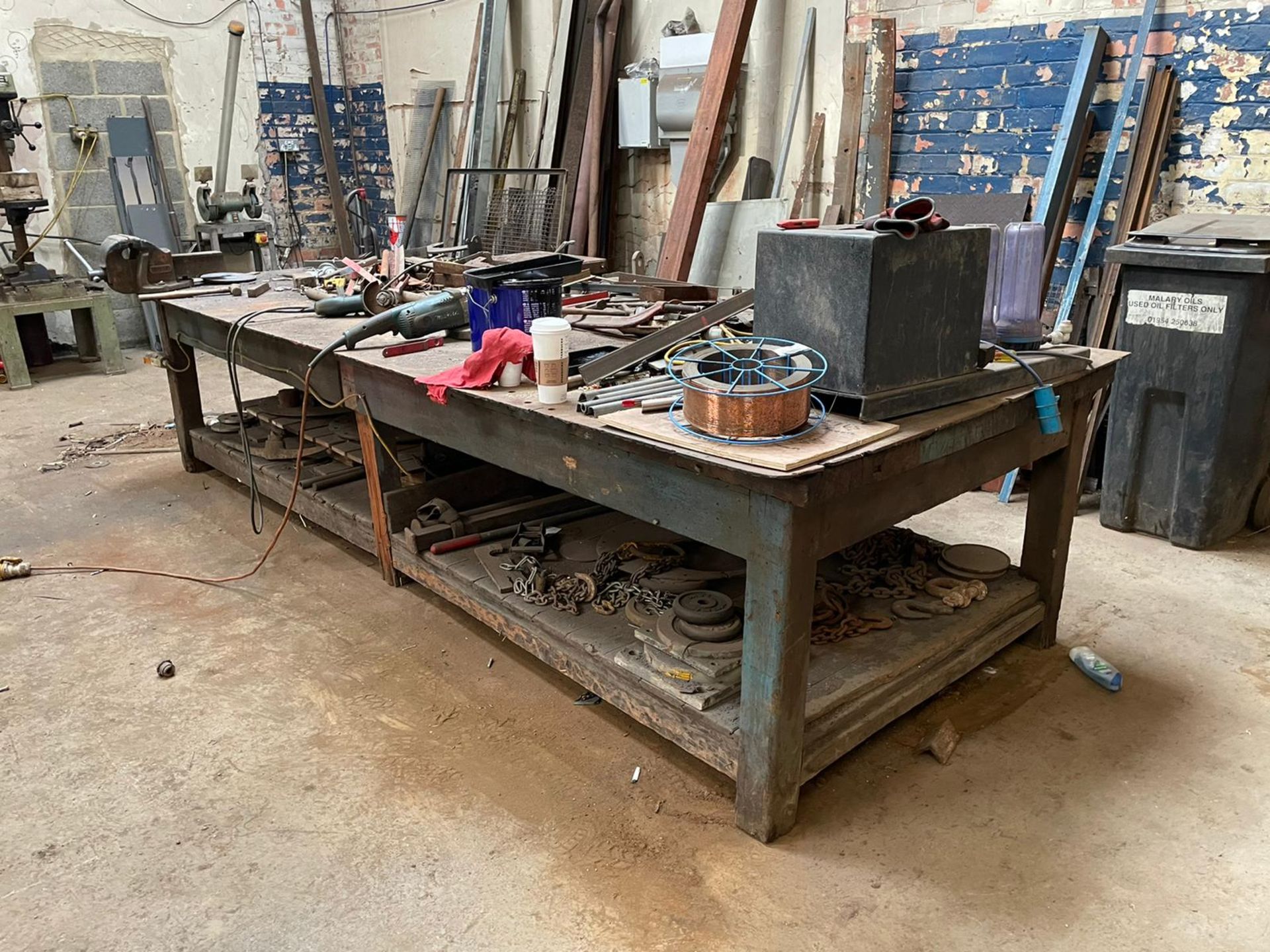 LARGE STEEL - WELDING WORK BENCH 2 VICES - Image 2 of 2