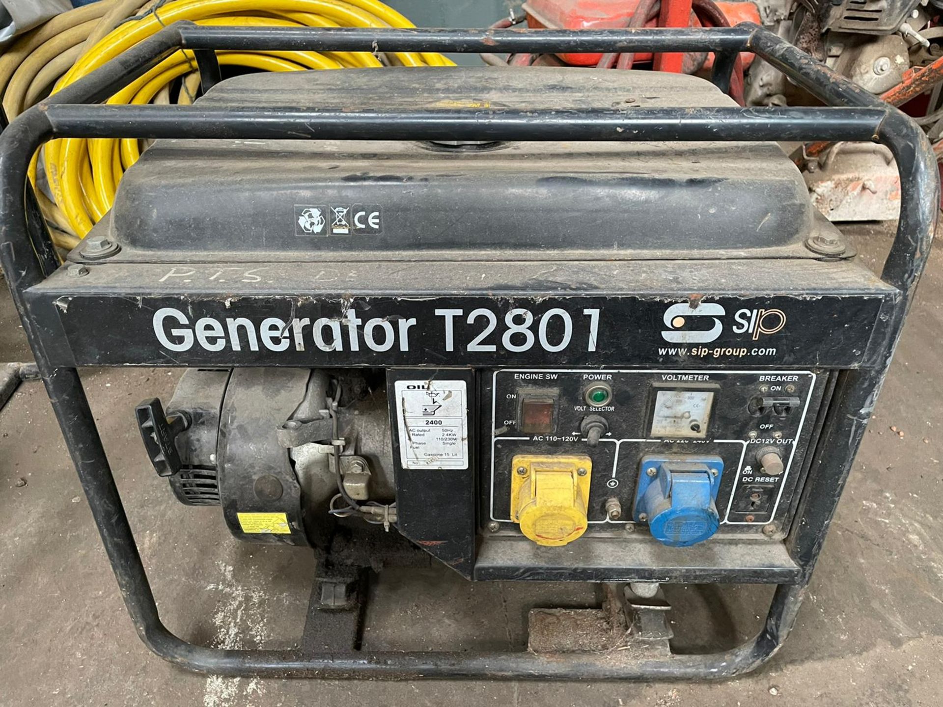 240V-110V GENERATOR T2801