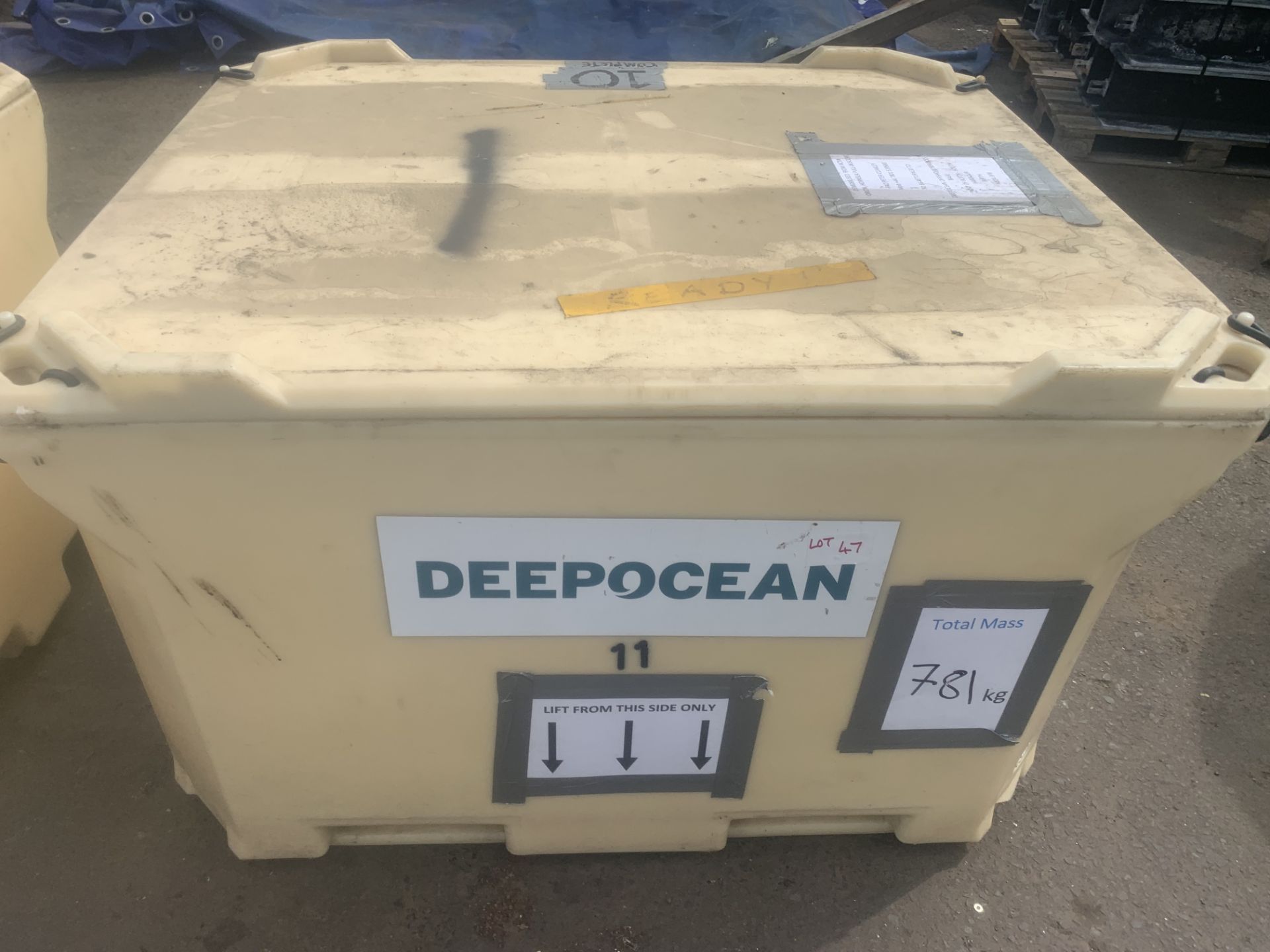 SAEPLAST INSULATED TUB WITH LID (1000L) - Image 2 of 2