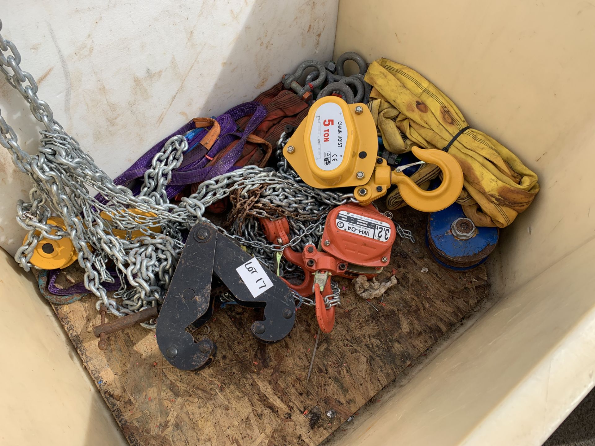 2 X BLOCK & TACKLES (1 @ 5 Ton - 1 @ 3.2 Ton) various STRAPS, SHACKLES, CLAMP - Image 2 of 2