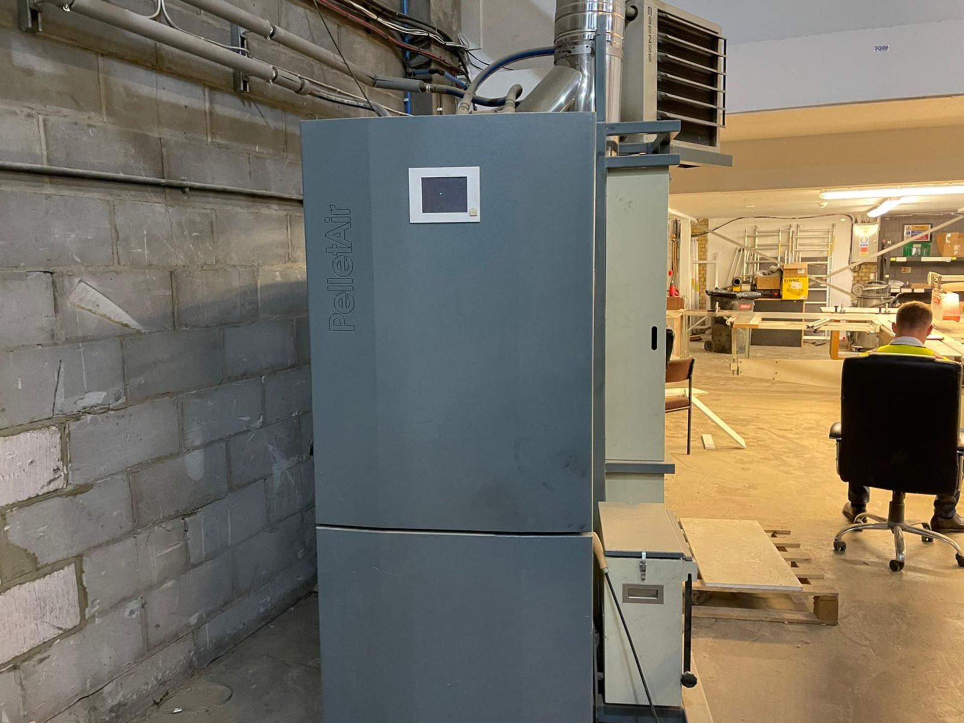 Ponast Pelletair Heating System for Factory Unit