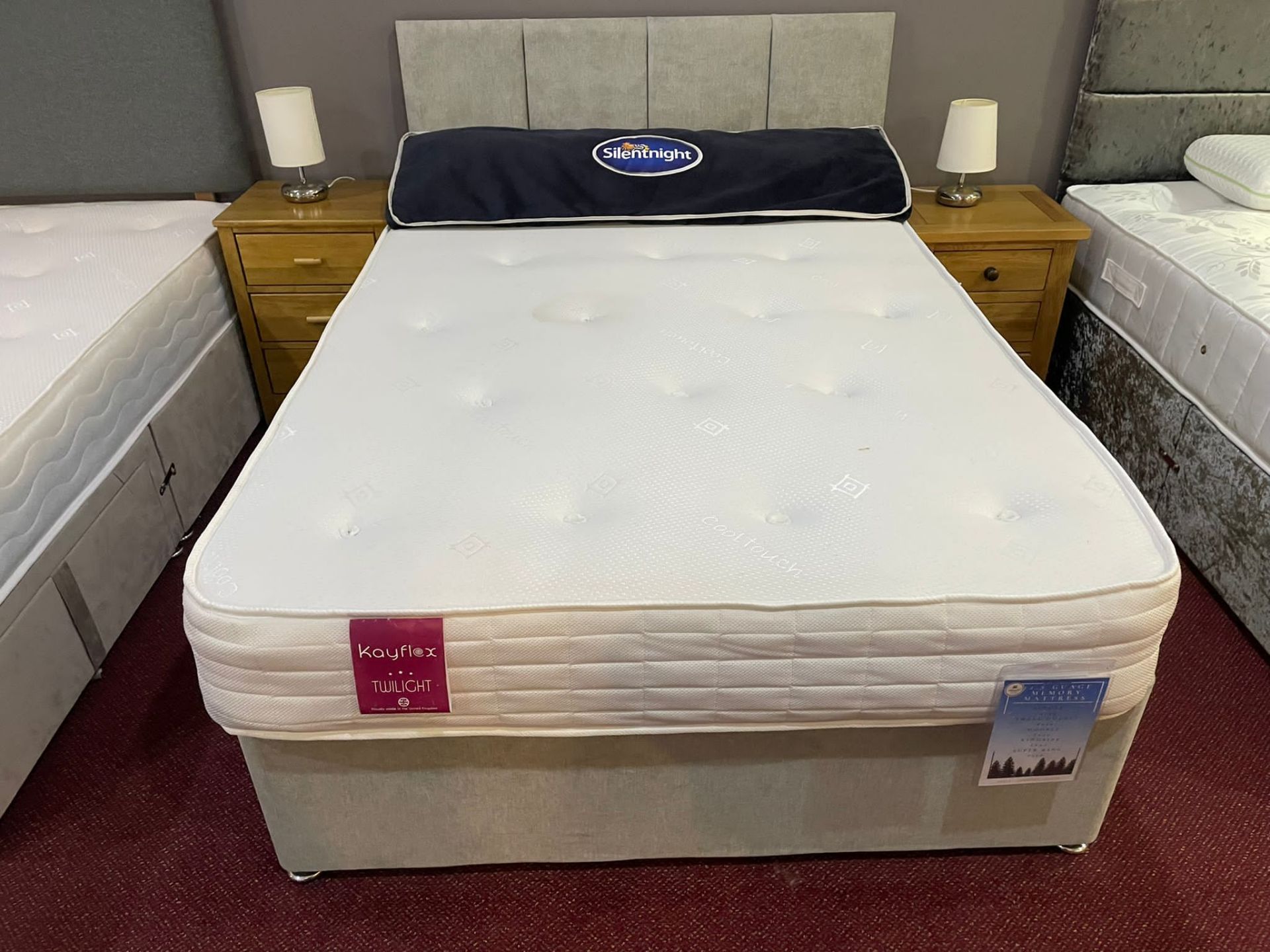 Ex Display Kayflex Twilight Double Mattress Base and Headboard (RRP 430) - Image 3 of 3