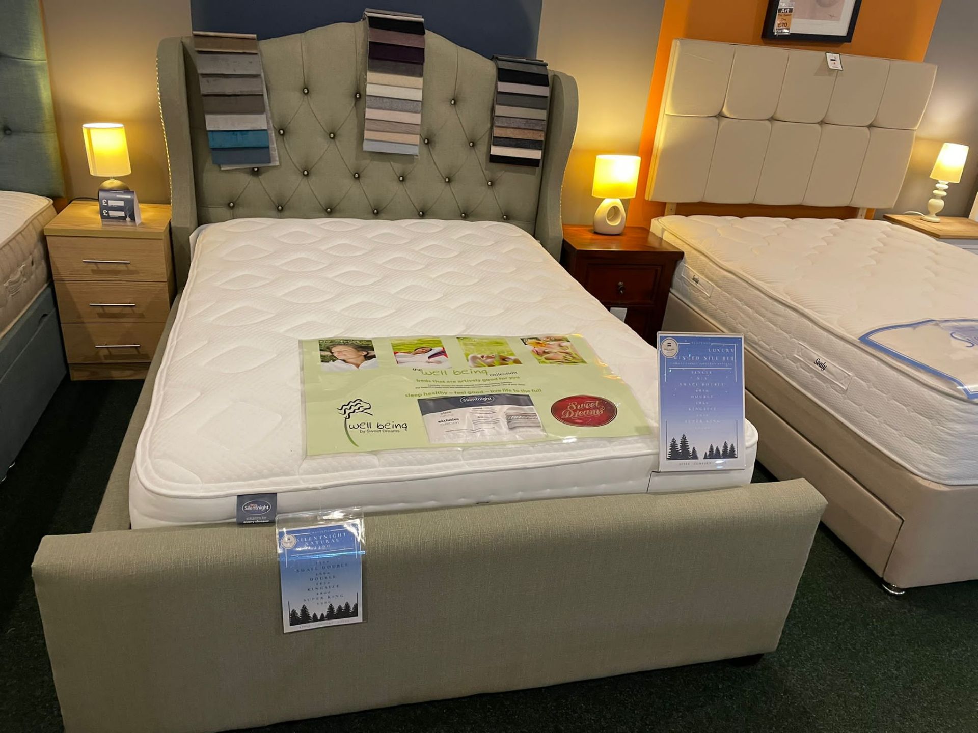 Ex Display Double Elsa Mattress Winged Nile Bed (RRP 1400) - Image 3 of 3