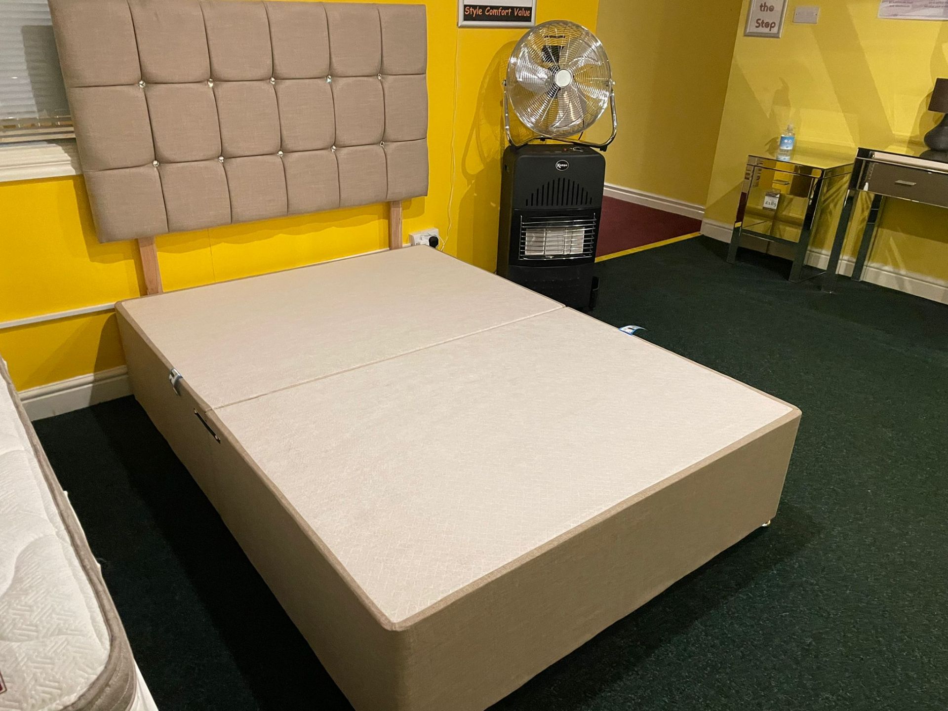 Ex Display Divan Base + Headboard RRP 229