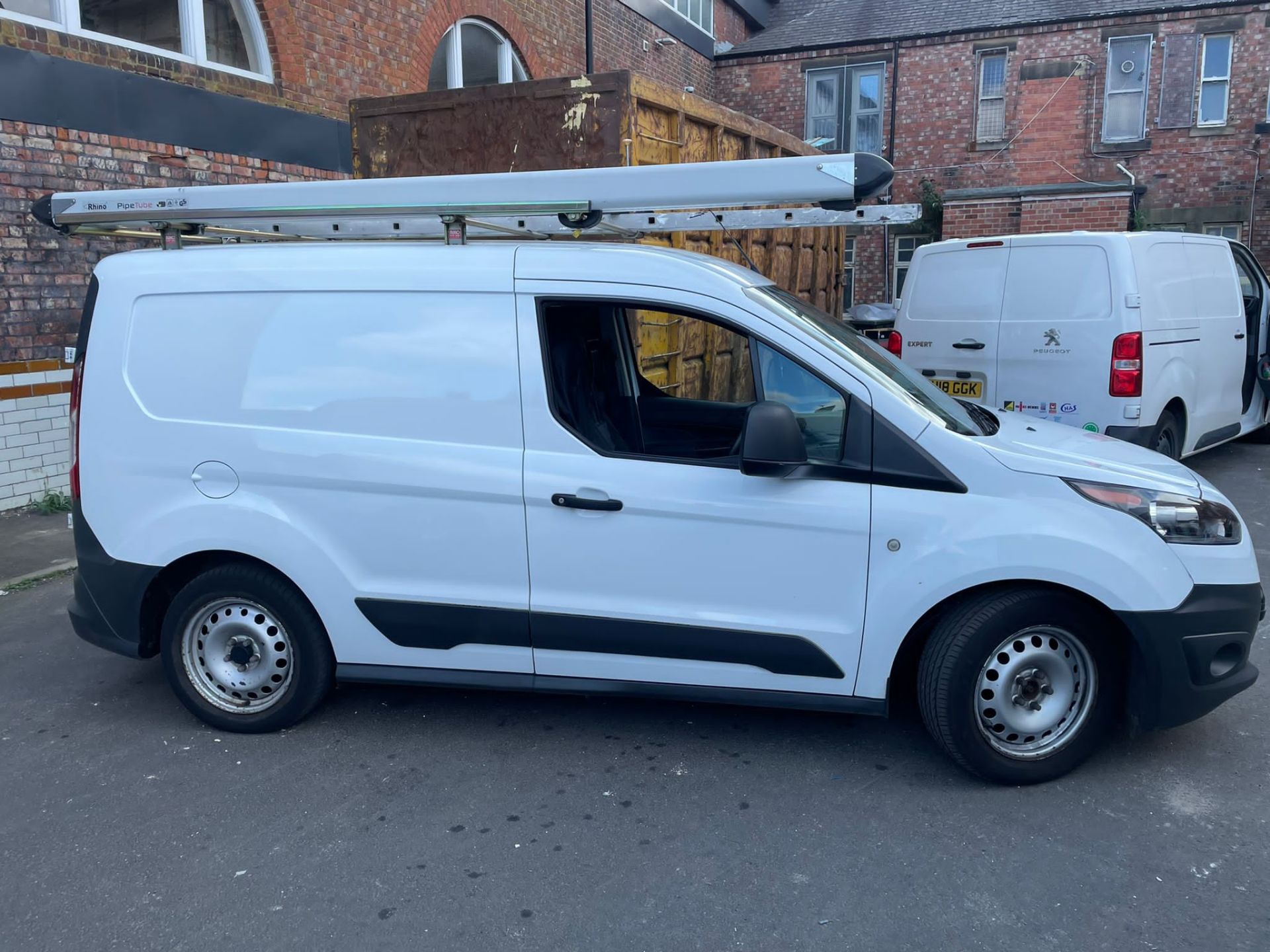 Ford Transit Van Connect (2016) Reg: FL66 EOS, 44k miles. - Image 2 of 5