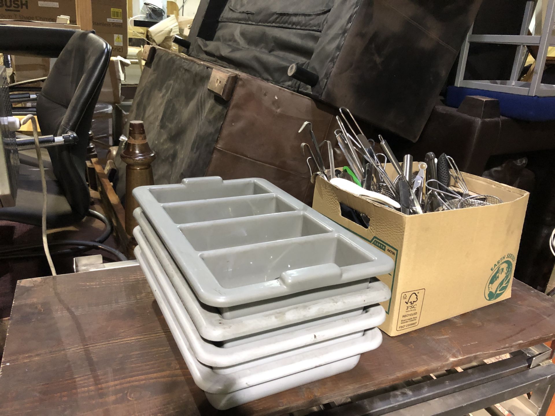 ASSORTMENT OF TRAYS/CUTLERY - Image 2 of 2