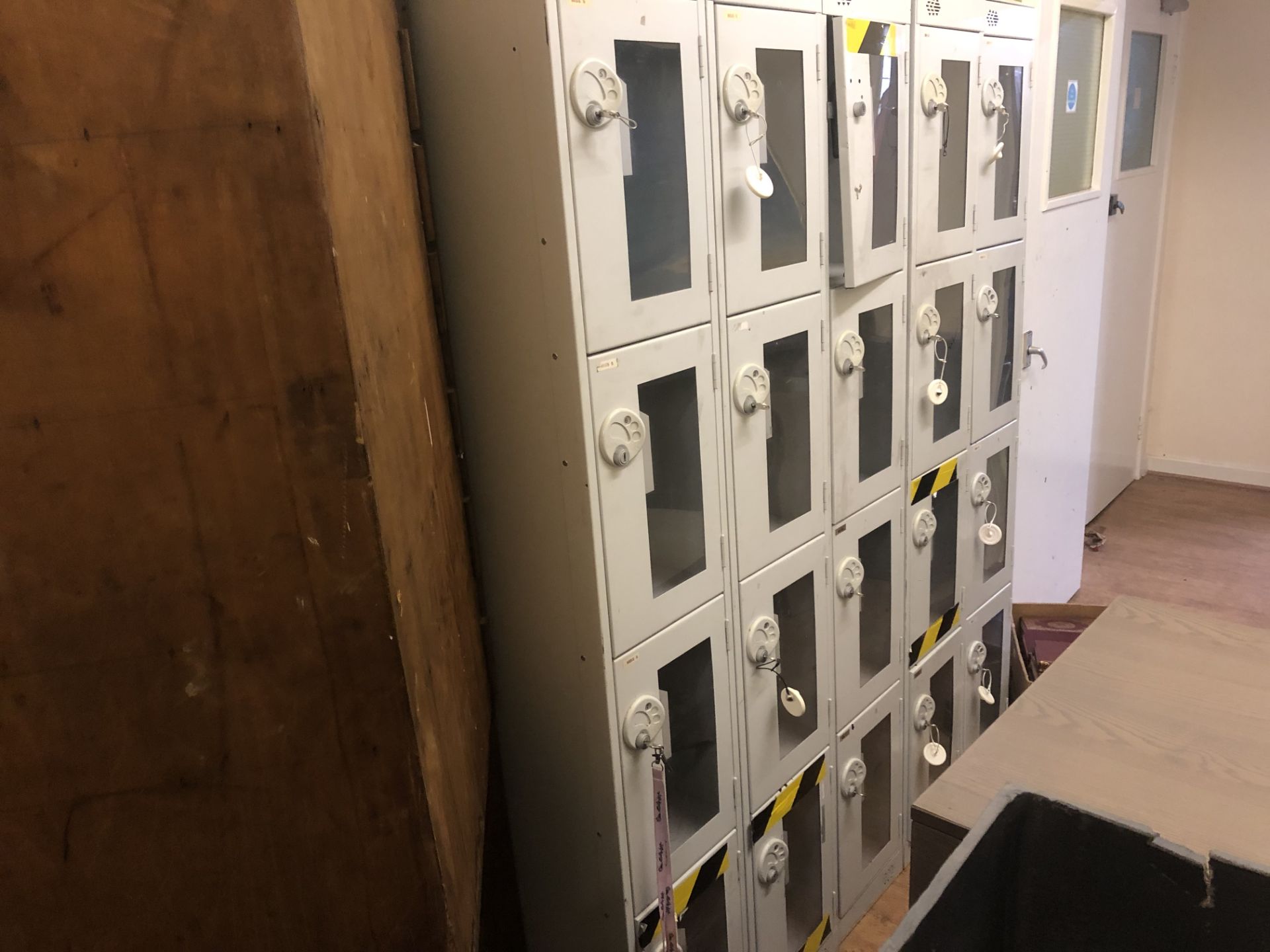 SET OF 20 METAL LOCKERS - Image 2 of 2