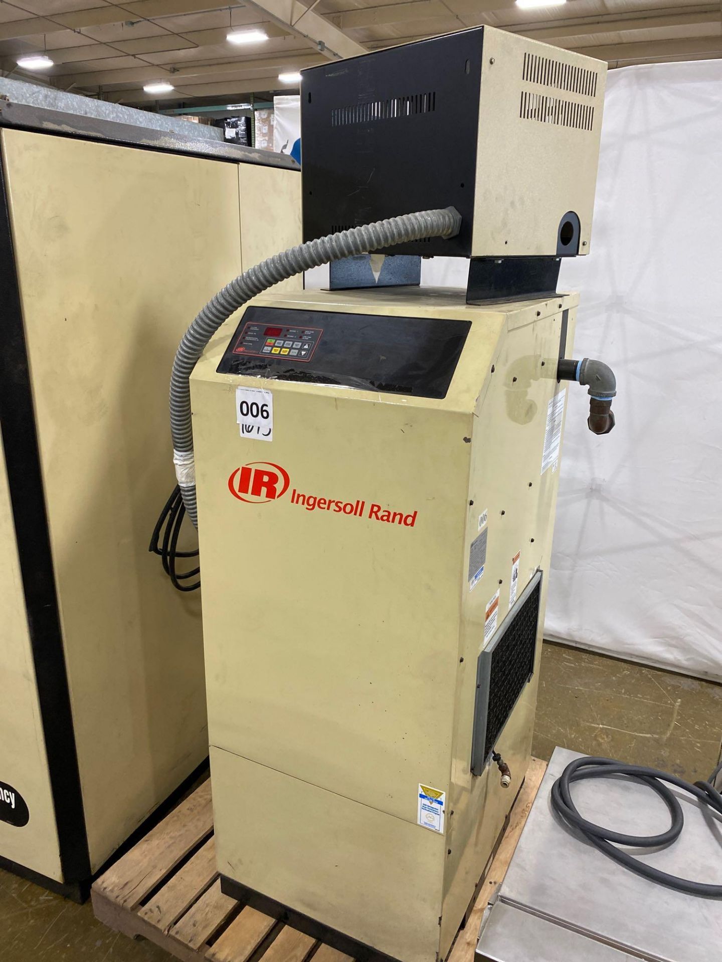 Ingersoll Rand Refrigerated Air Dryer - Image 6 of 8