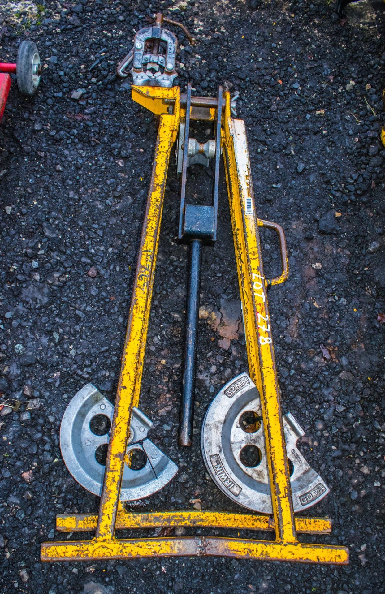 Pipe bending stand