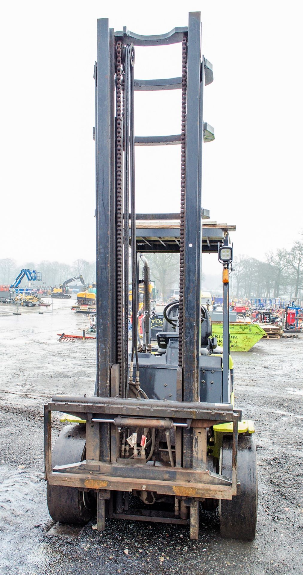 Clark C35 3.5 tonne diesel driven fork lift truck Year: 2014 S/N: 2518-9843 Recorded Hours: 4744 AP - Image 5 of 15