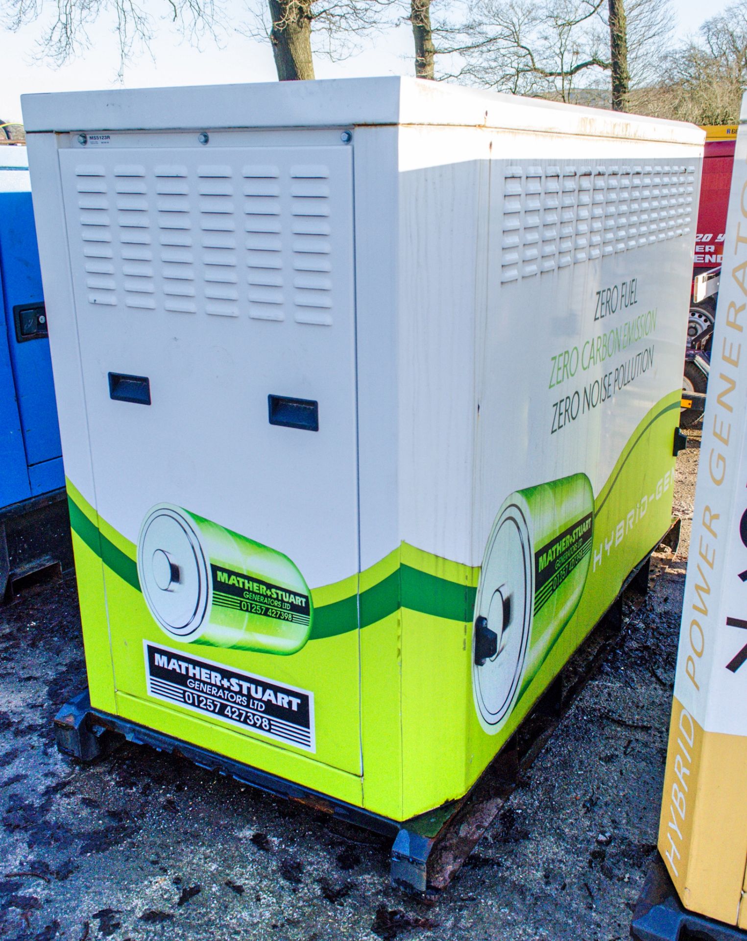 Firefly CYG3/24/50 AGM 40 kva hybrid power generator Year: 2016 S/N: 01139 MS5123 - Image 2 of 4