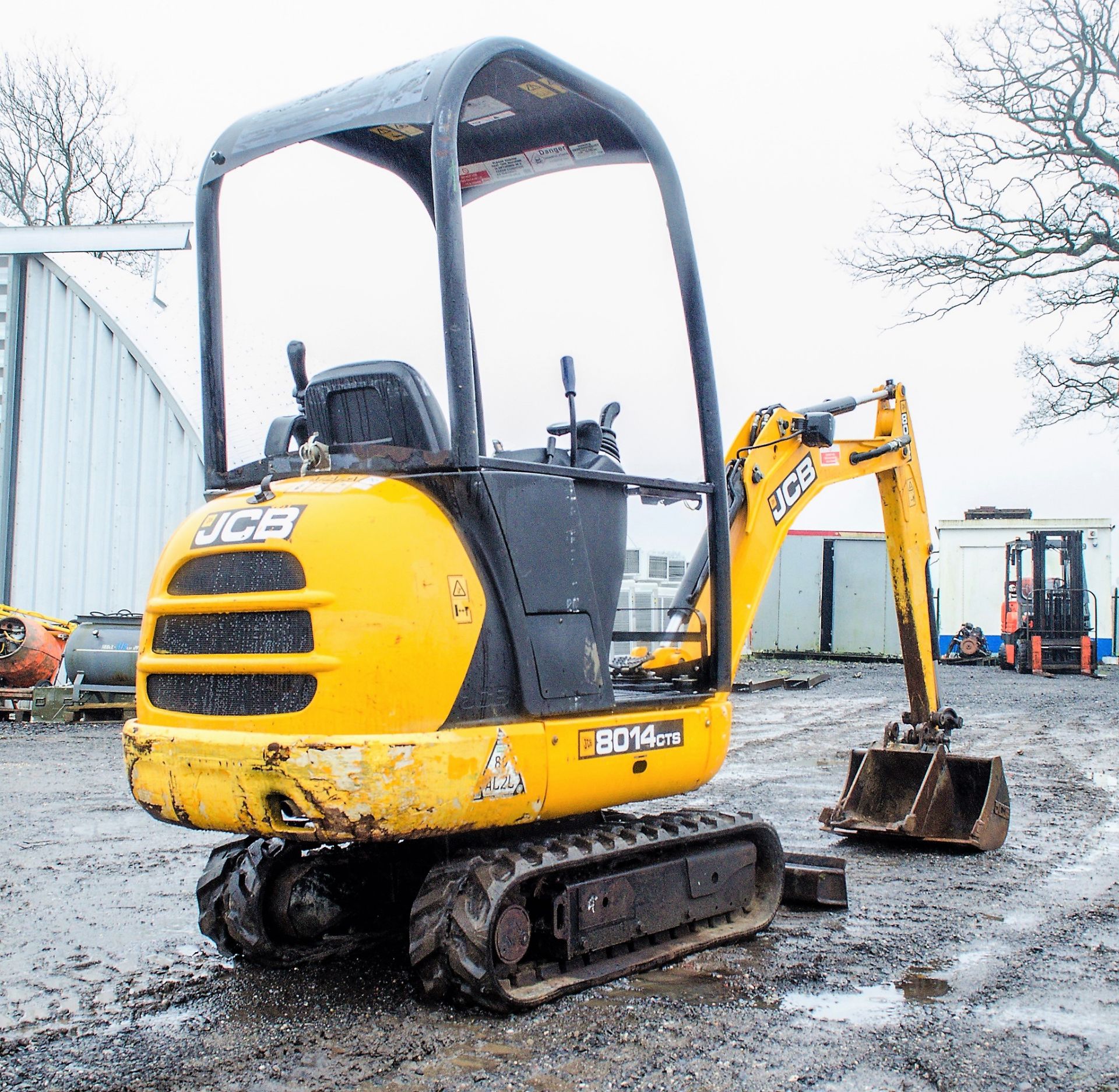 JCB 801.4 CTS1.5 tonne rubber tracked mini excavator Year: 2014 S/N: 2070484 Recorded Hours: 1398 - Image 3 of 18