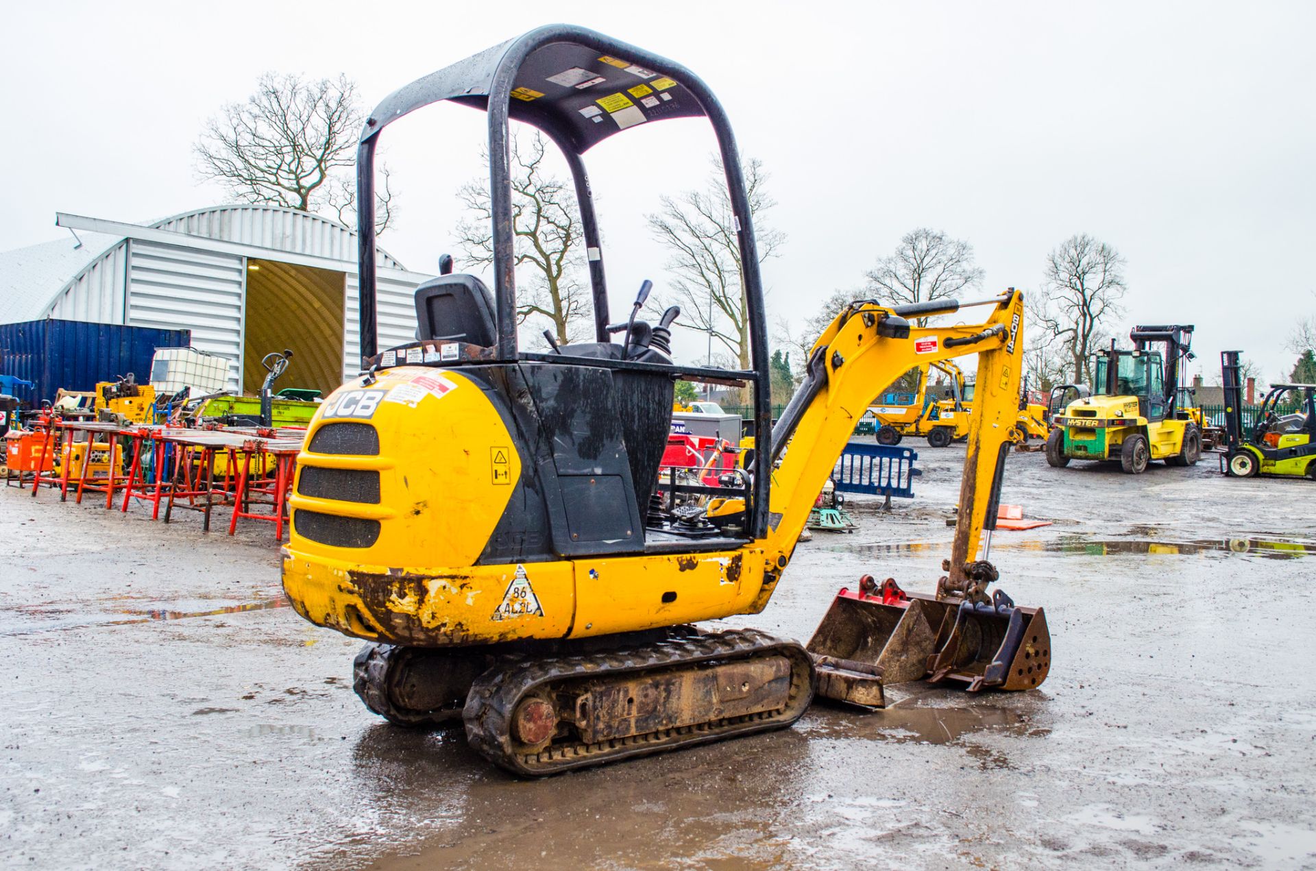 JCB 8014 CTS 1.5 tonne rubber tracked excavator  Year: 2014 S/N: 2070490 Recorded Hours; 2264 Piped, - Image 3 of 17