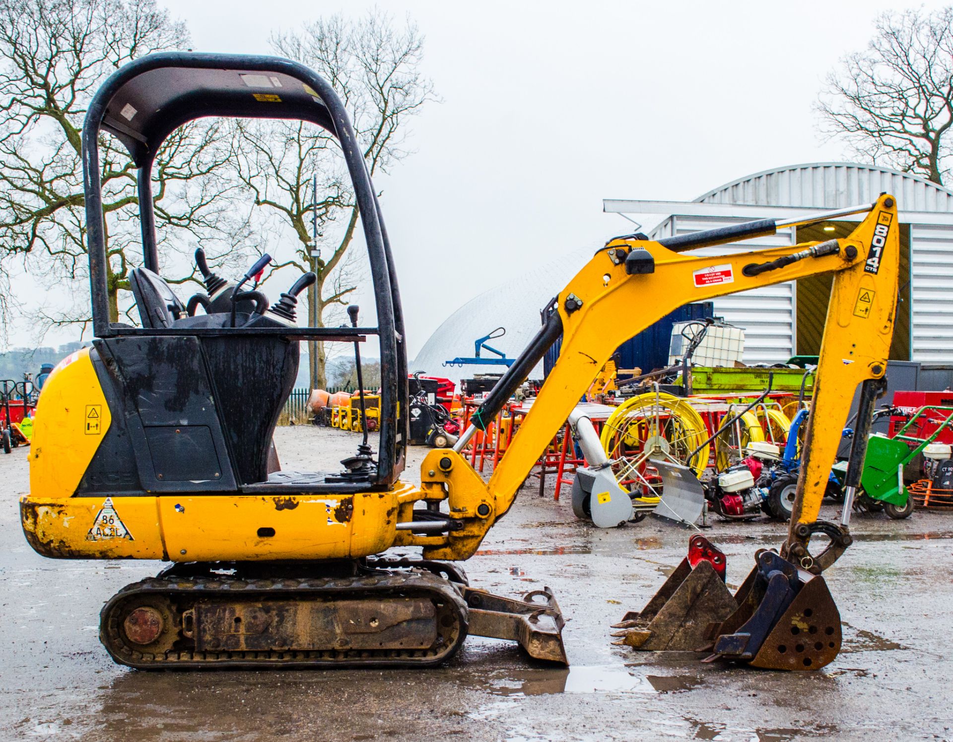 JCB 8014 CTS 1.5 tonne rubber tracked excavator  Year: 2014 S/N: 2070490 Recorded Hours; 2264 Piped, - Image 7 of 17