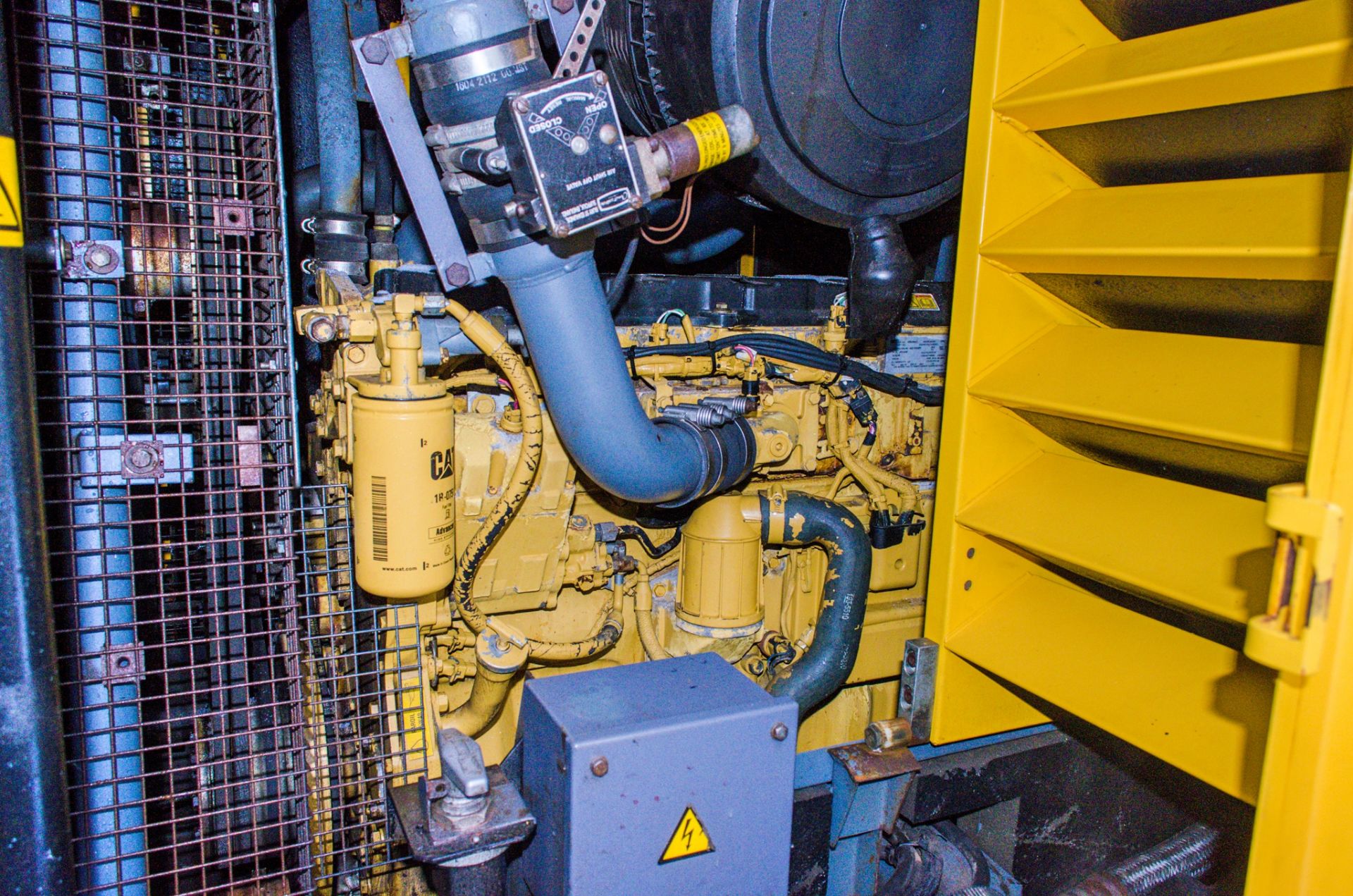 Atlas Copco XAHS 426 900 cfm diesel driven air compressor Year: 2008 S/N: 80706799 Recorded Hours: - Image 3 of 5