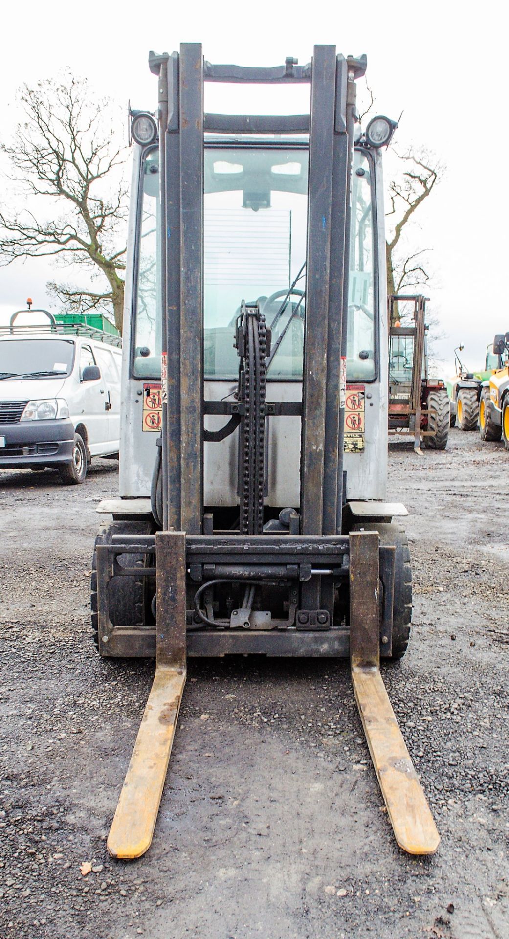 Still RX60-25 2.5 tonne gas powered fork lift truck Year: 2010 S/N: A00030 Recorded Hours: 10648 - Image 5 of 15