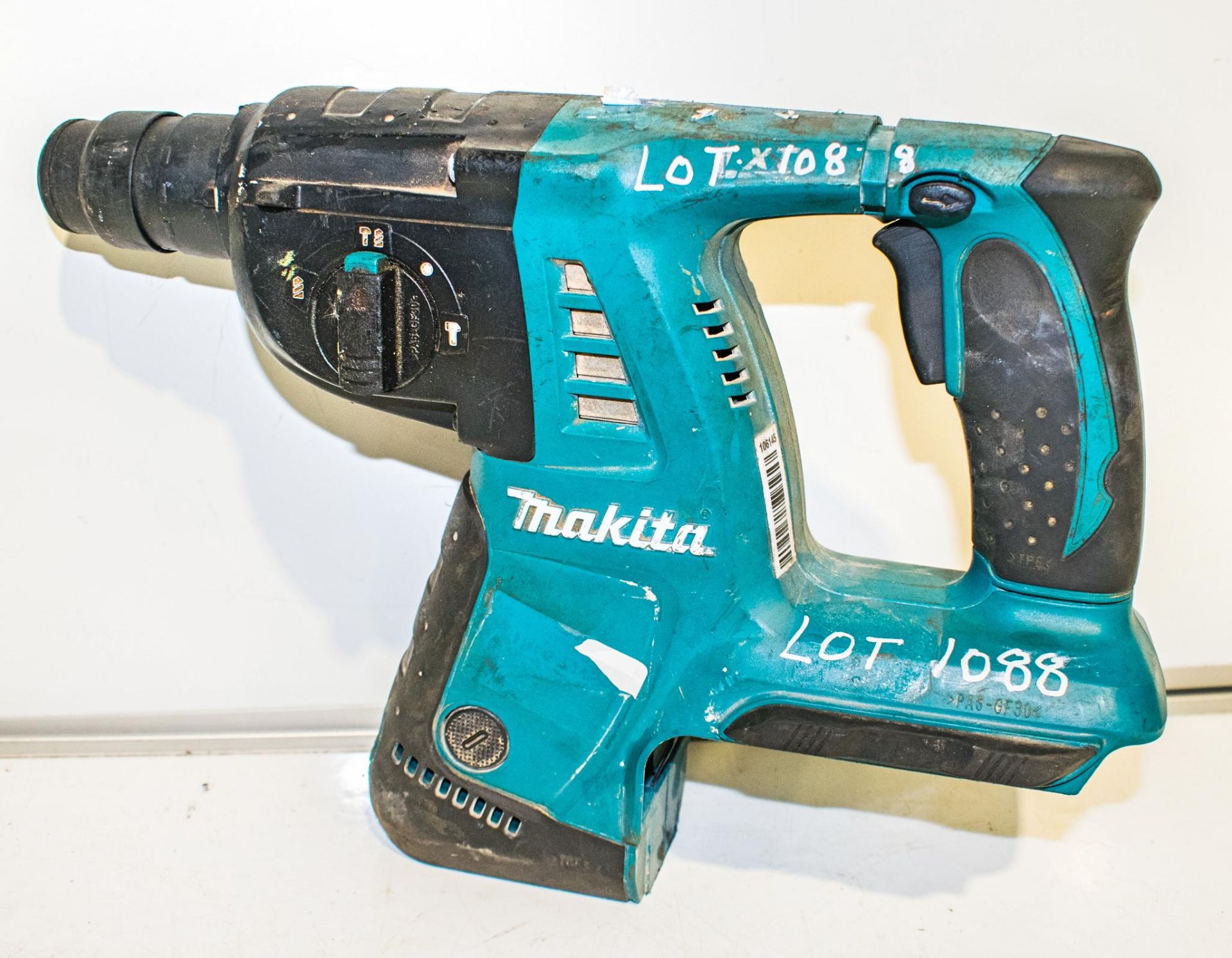 Makita 36v cordless SDS rotary hammer drill ** No battery or charger **