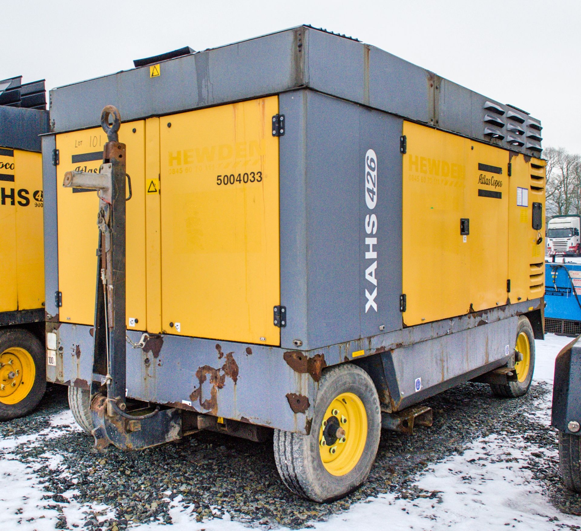 Atlas Copco XAHS 426 900 cfm diesel driven air compressor Year: 2008 S/N: 80706799 Recorded Hours: