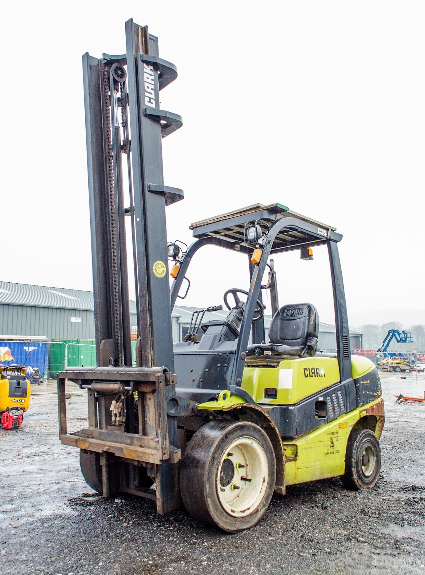 Clark C35 3.5 tonne diesel driven fork lift truck Year: 2014 S/N: 2518-9843 Recorded Hours: 4744 AP