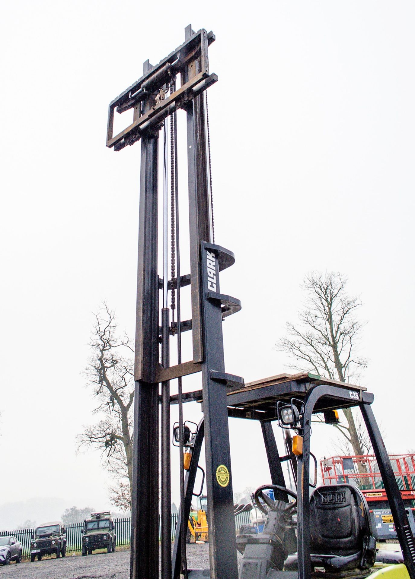 Clark C35 3.5 tonne diesel driven fork lift truck Year: 2014 S/N: 2518-9843 Recorded Hours: 4744 AP - Image 9 of 15